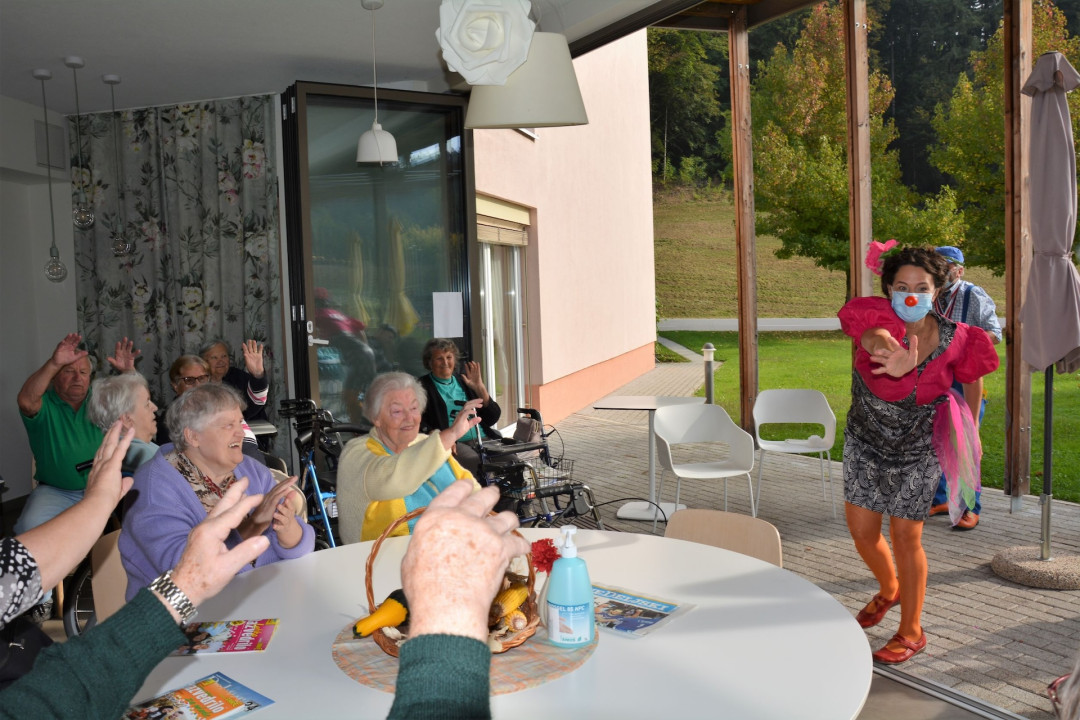 Obisk Rdečih noskov