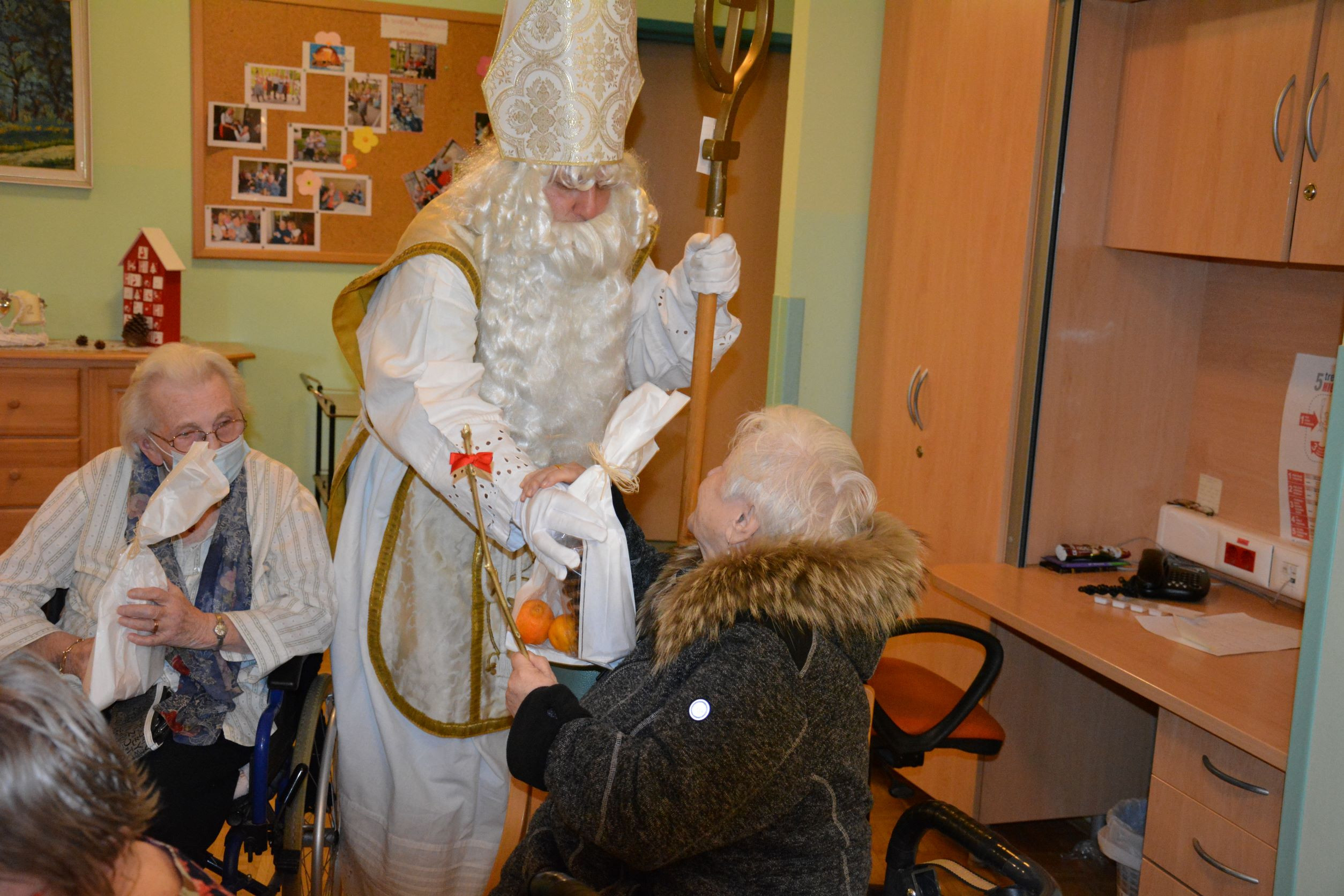 Obiskal nas je Sveti Miklavž