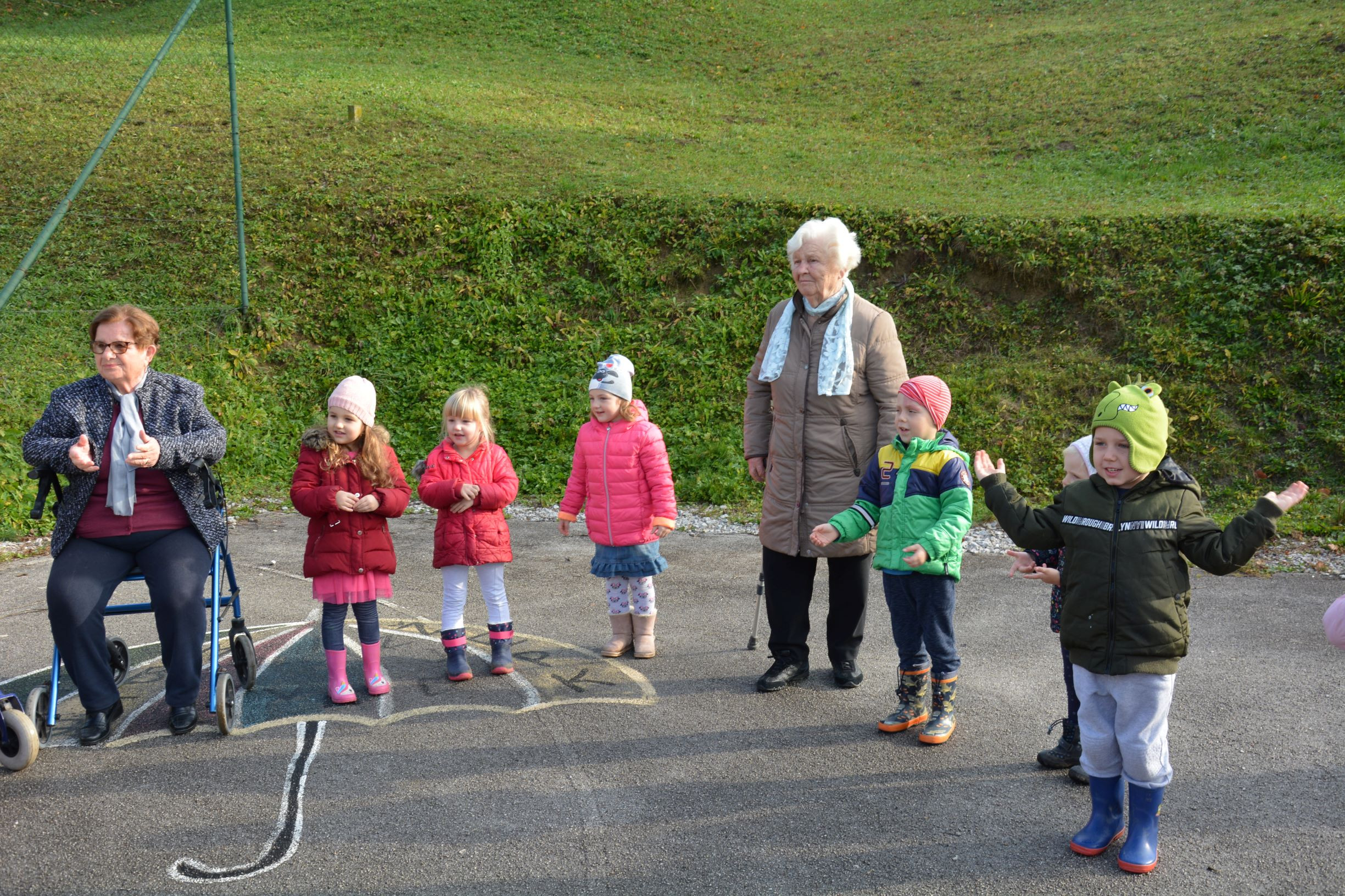 Obiskali smo otroke Vrtca Kapljica in kuharico Martino