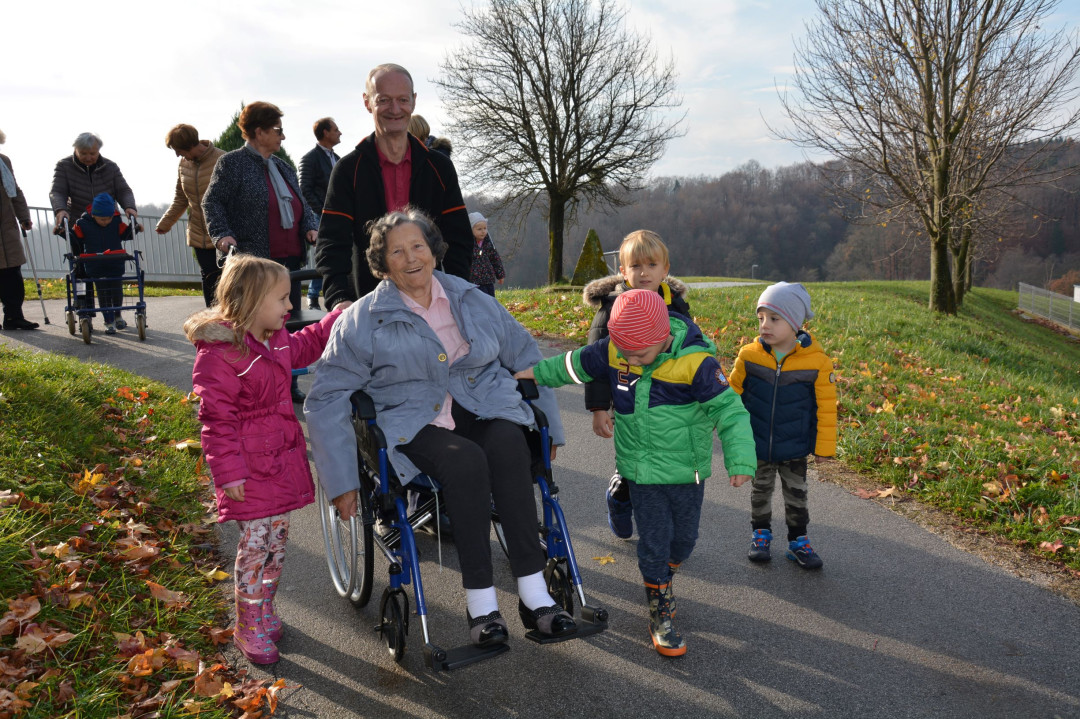 Obiskali smo otroke Vrtca Kapljica in kuharico Martino