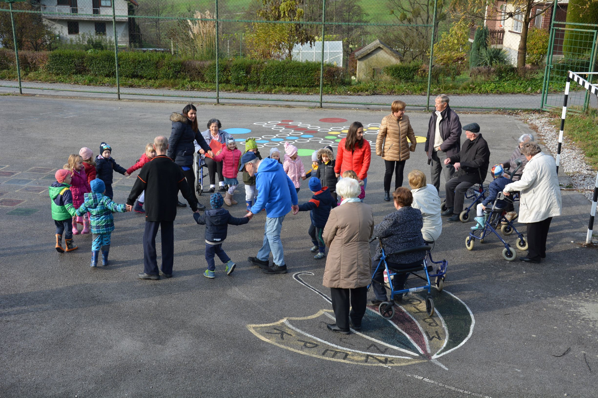 Obiskali smo otroke Vrtca Kapljica in kuharico Martino