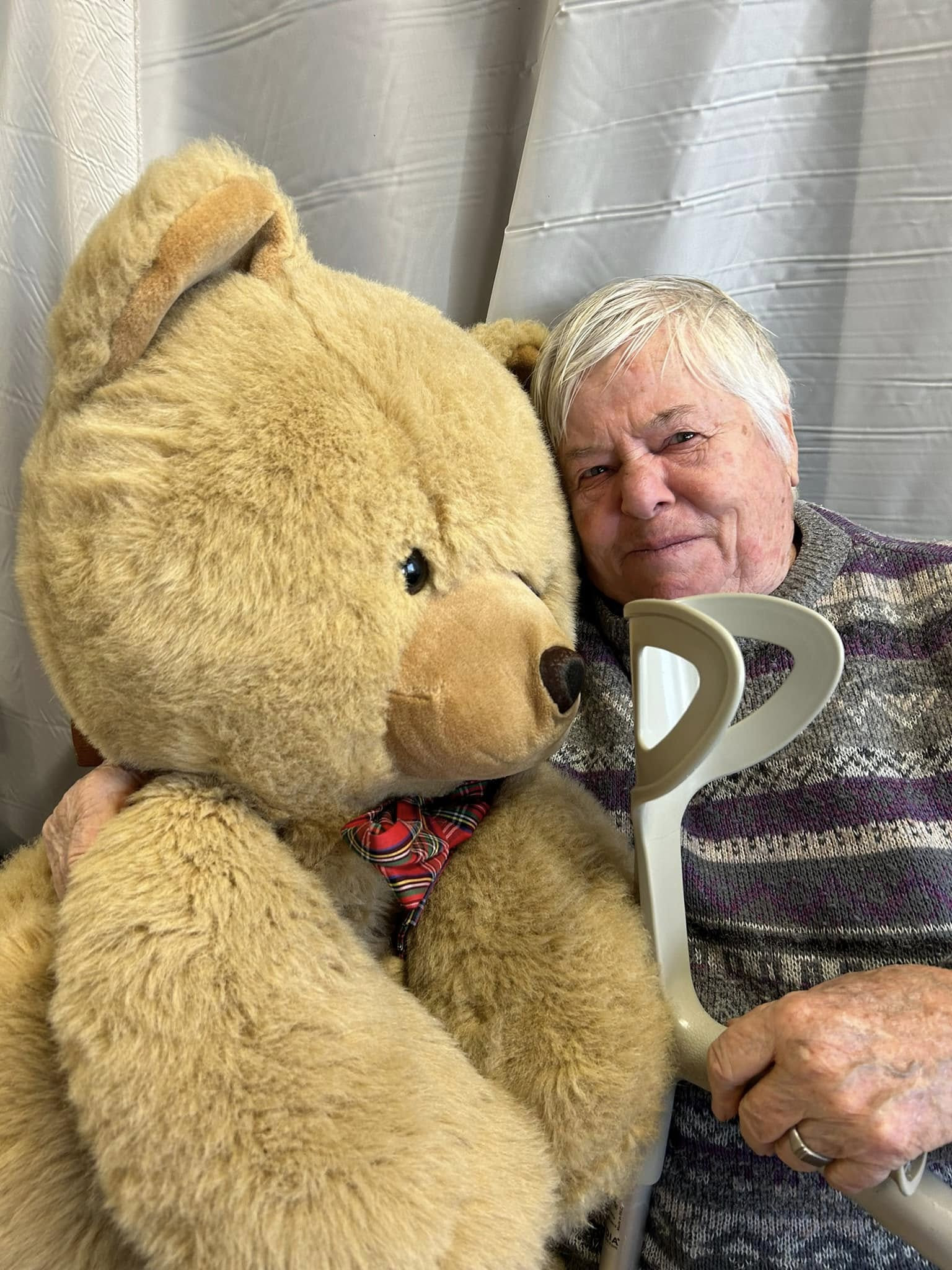 Ogled jaslic in glasbena terapija