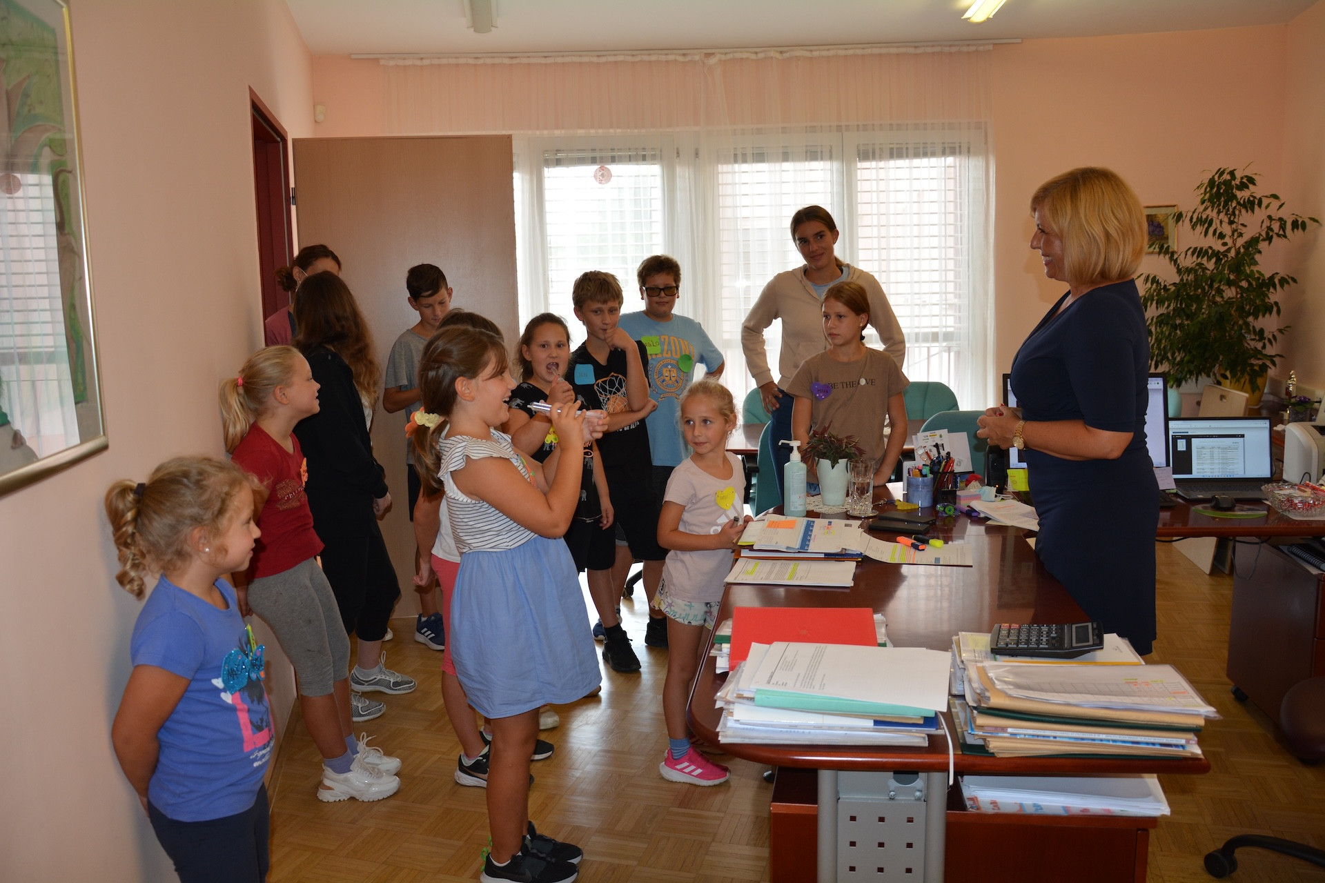 Otroci zaposlenih na obisku v Pegazovem domu