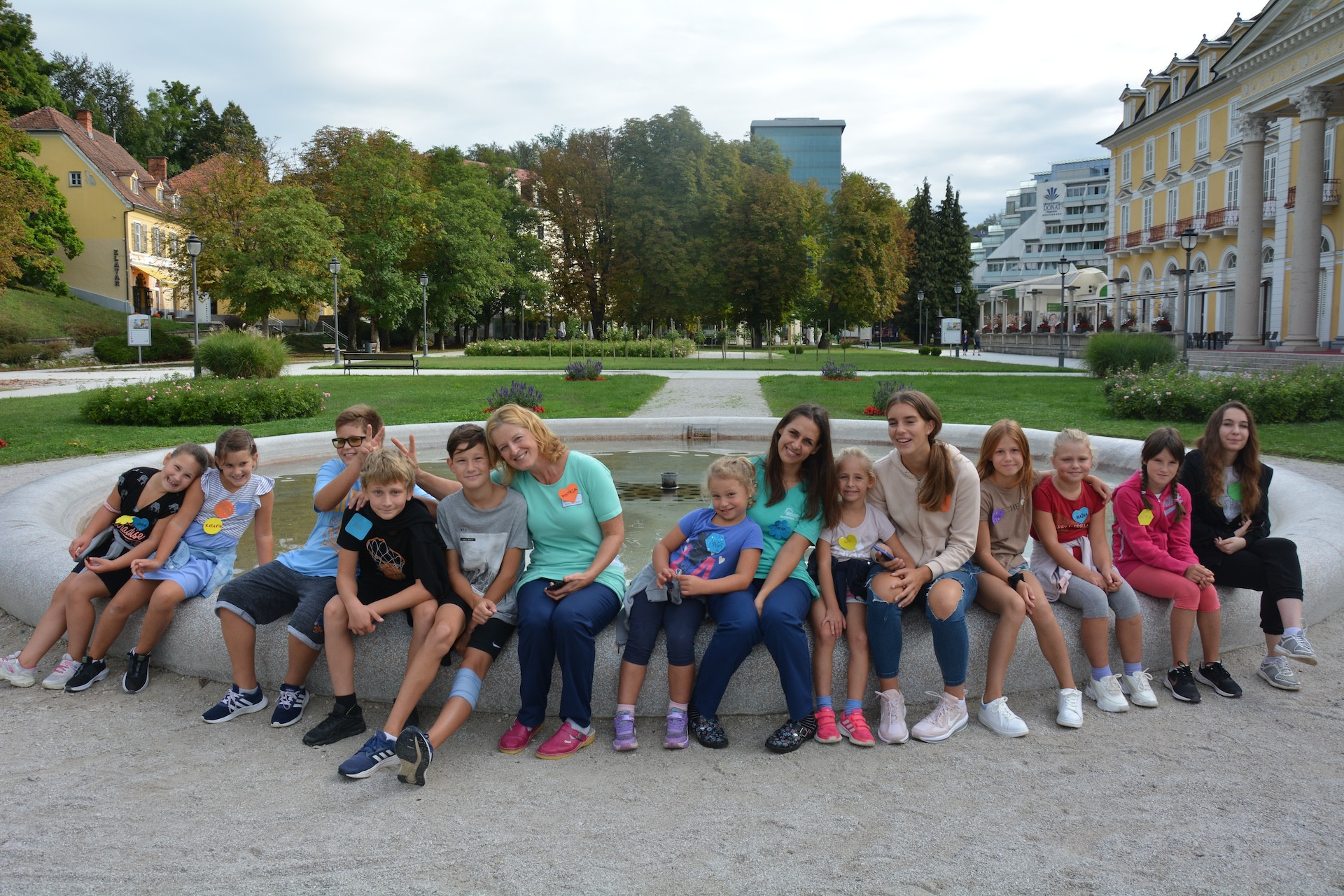 Otroci zaposlenih na obisku v Pegazovem domu