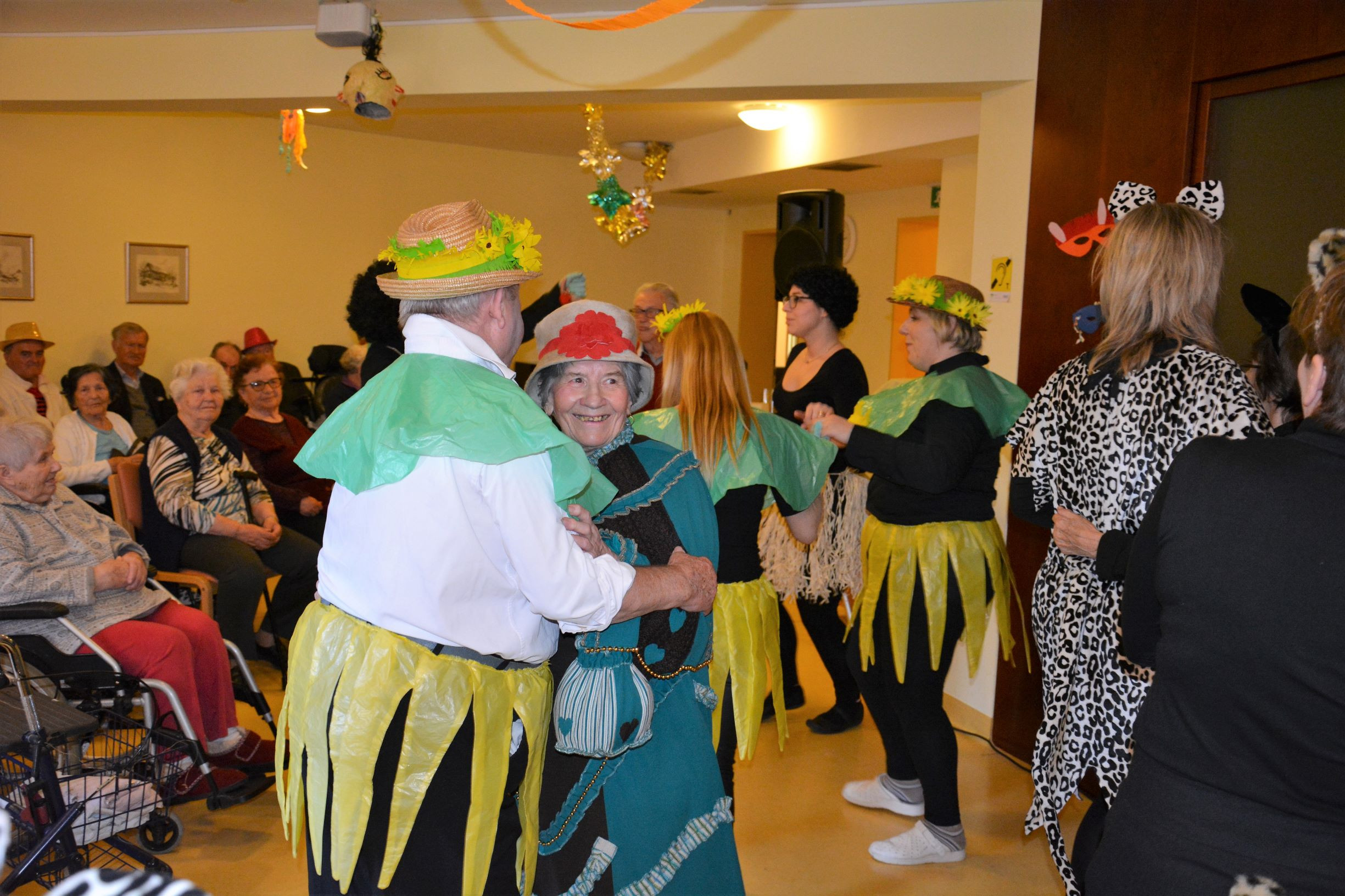 Pegazovo pleme in pustni karneval v Pegazu