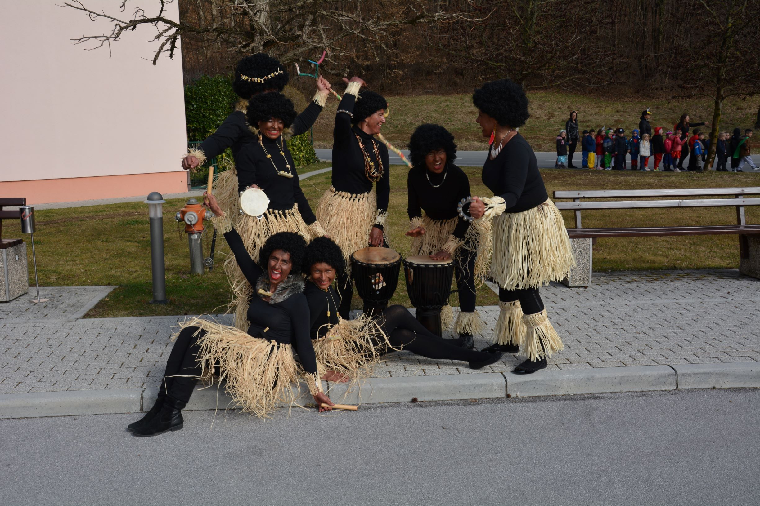 Pegazovo pleme in pustni karneval v Pegazu