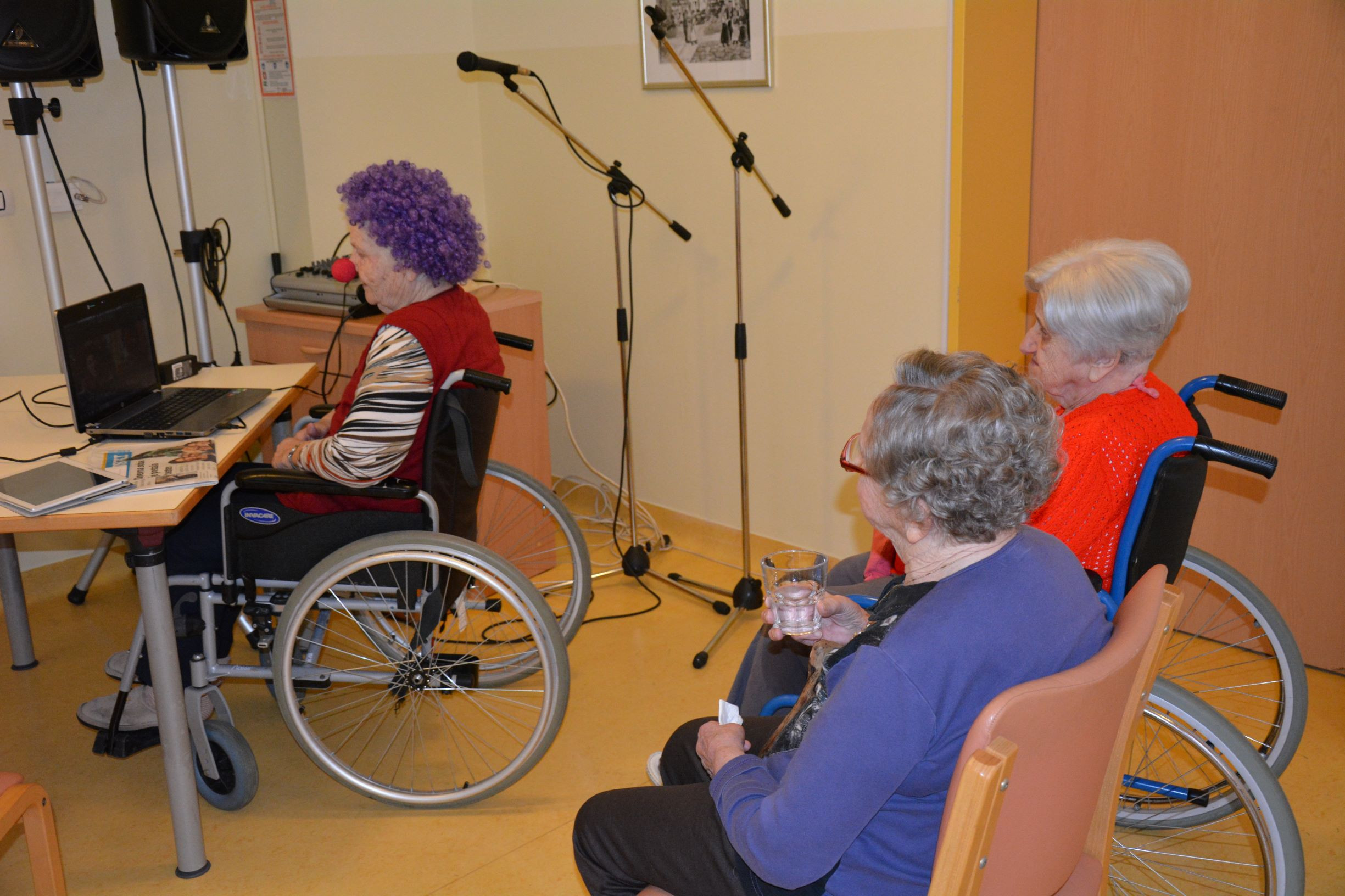 Peli in smejali smo se z Vandro