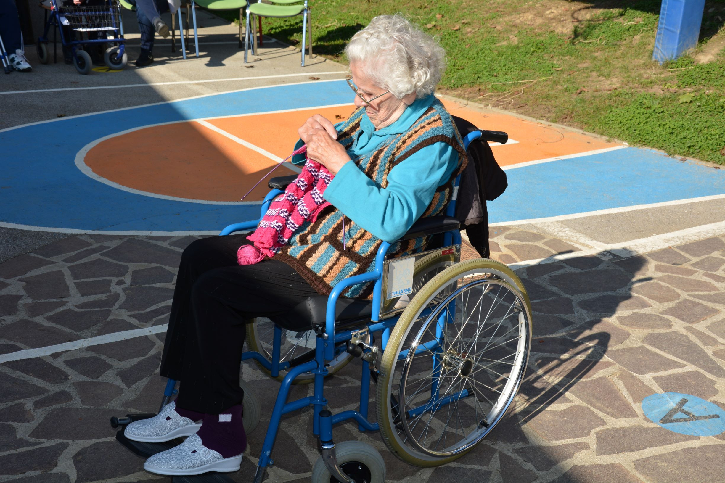 Pojdimo po čutni poti