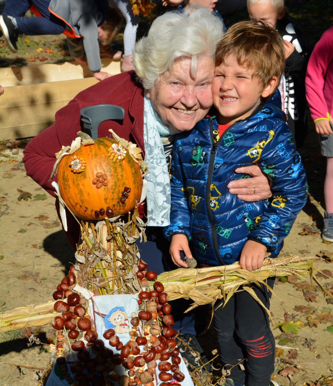 Pojdimo po čutni poti