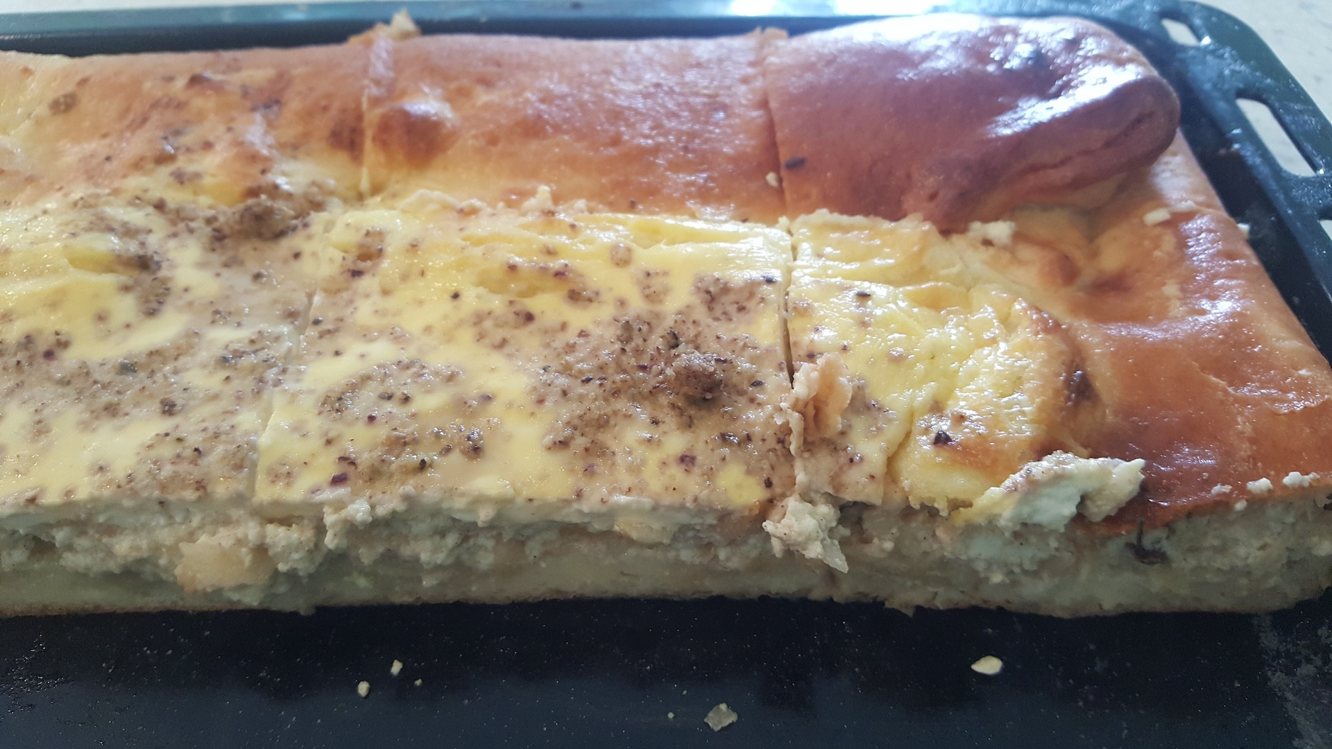 Posladkali smo se s skutino zavihanko