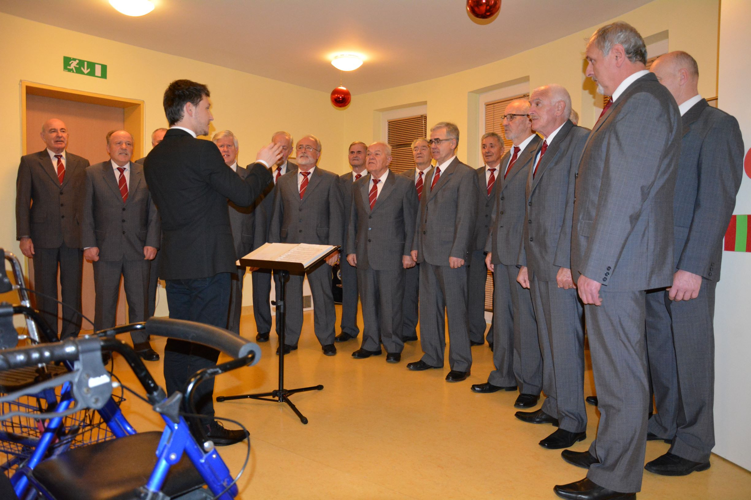 Praznični nastop moškega pevskega zbora