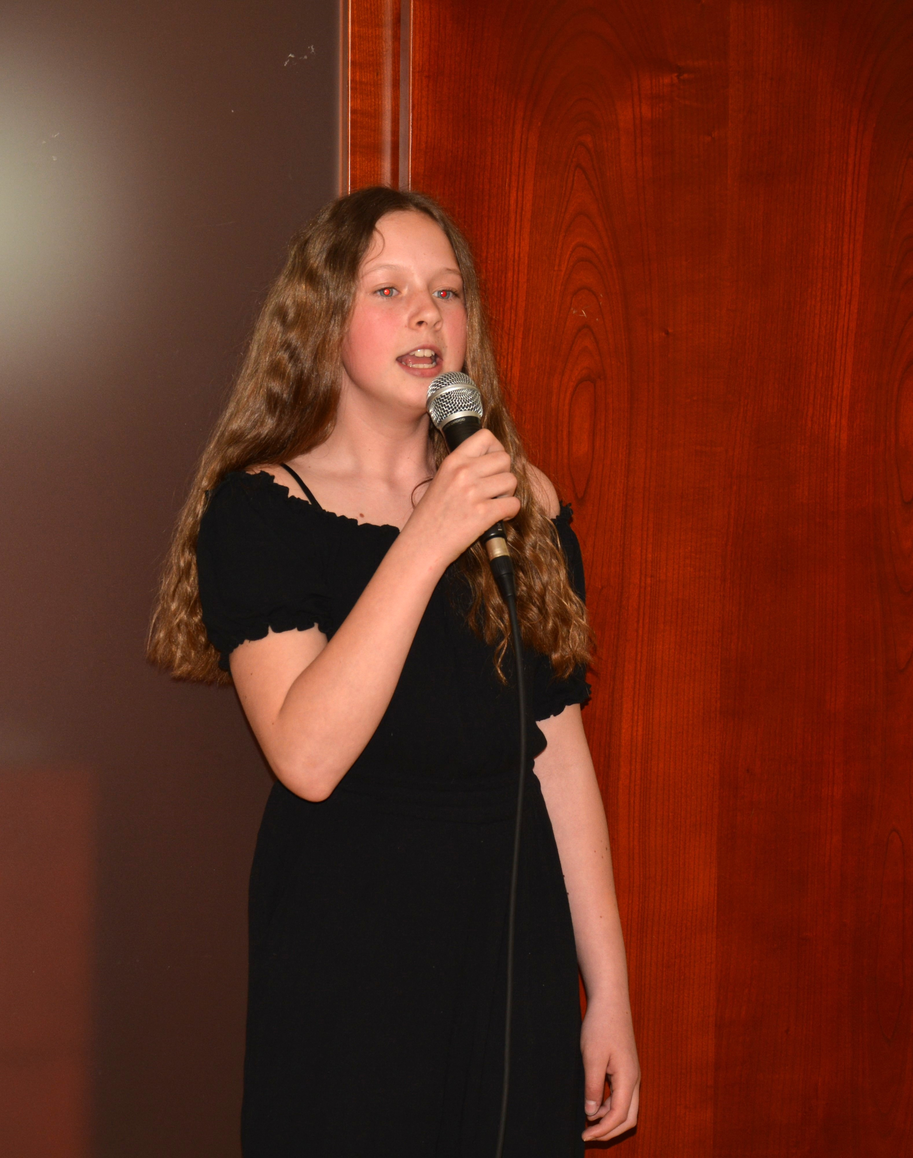 Praznik glasbe s Kajo Humski in učenkami Glasbene šole Simona Plemenitaša