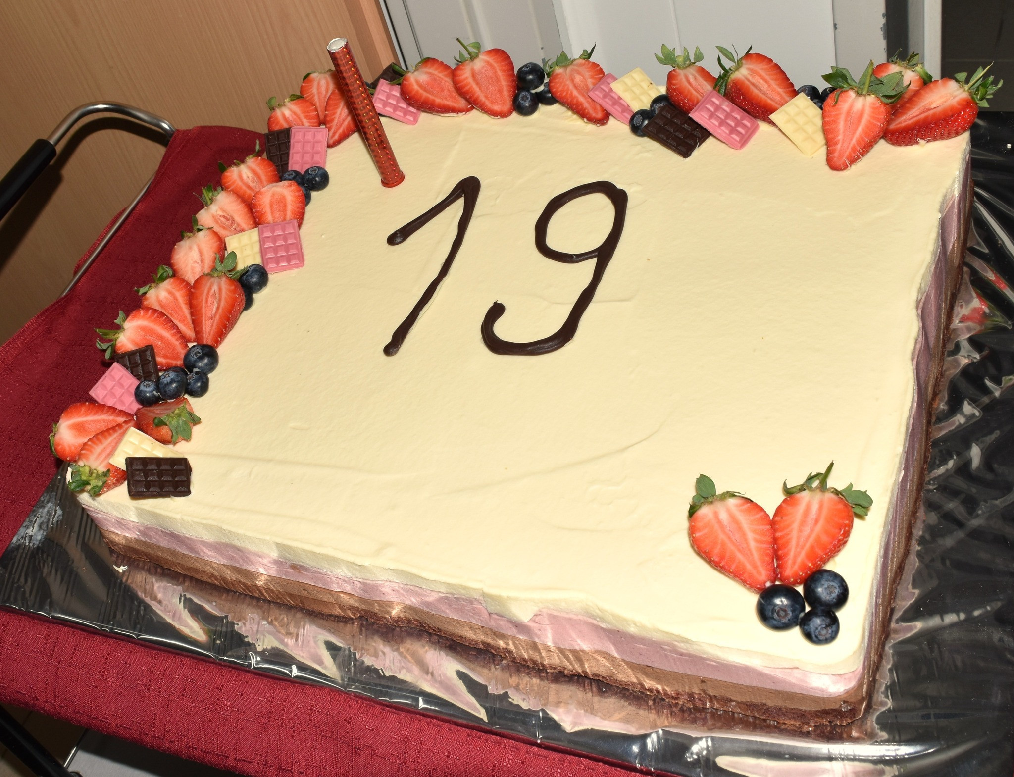 Praznovanje 19. obletnice doma