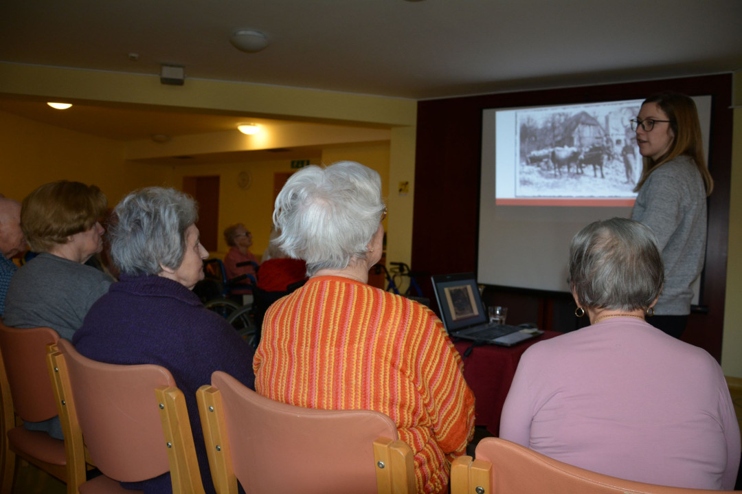 Predavanje o prašičih in kravah