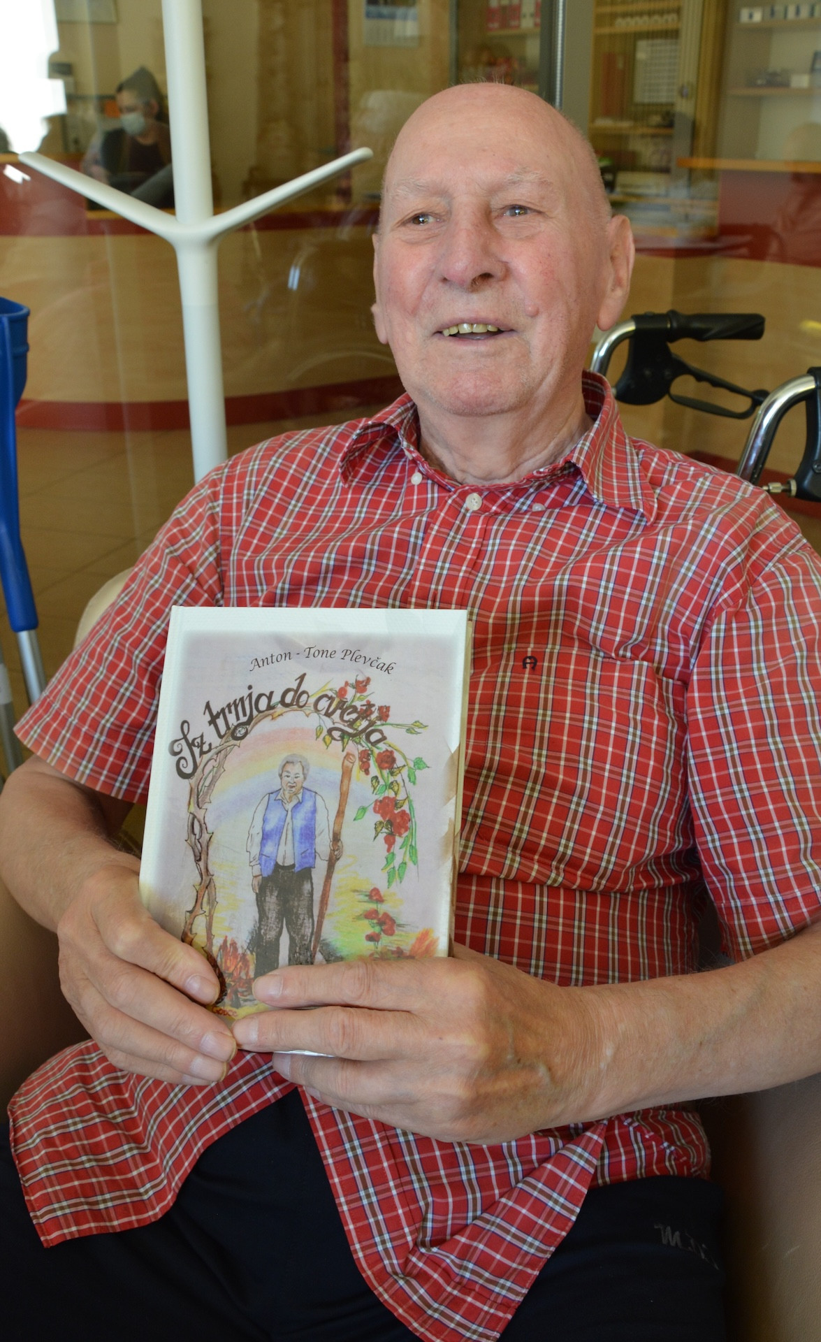 Predstavitev knjige Toneta Plevčaka Iz trnja do cvetja