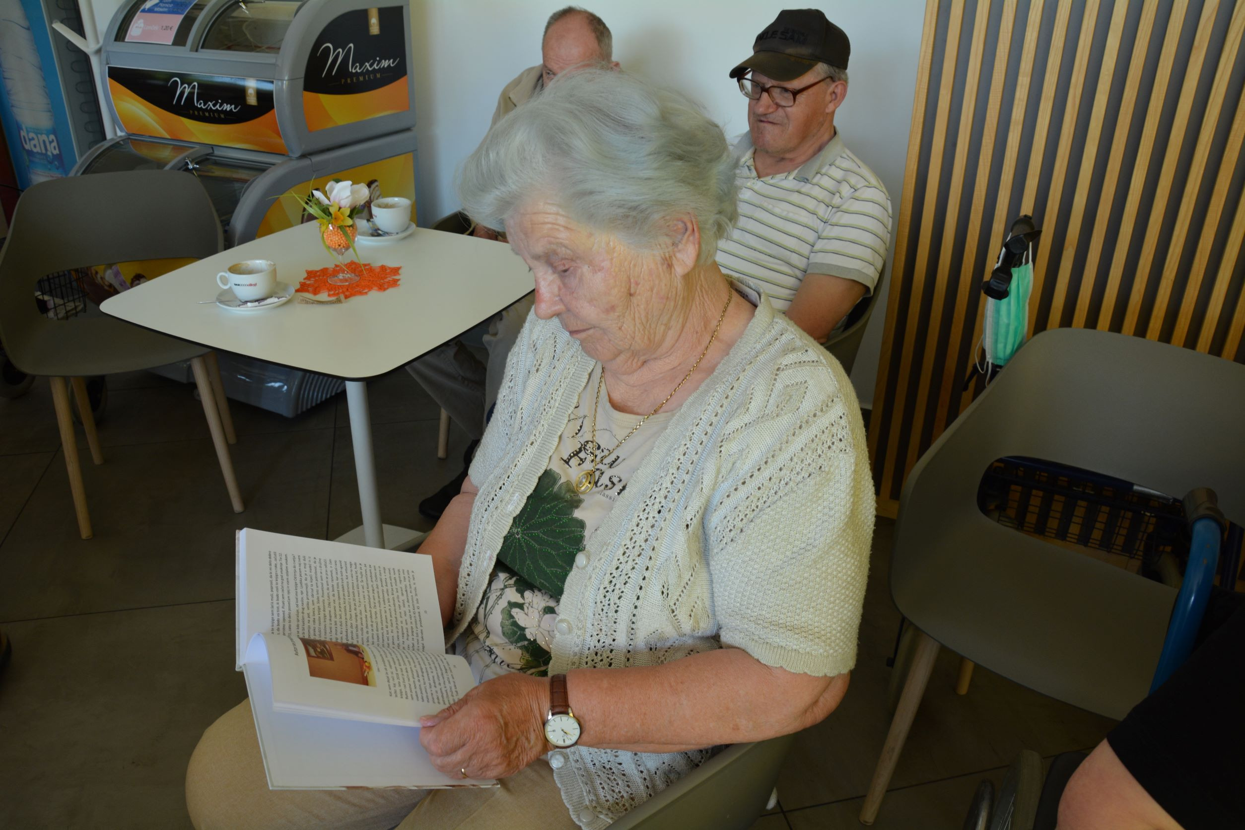 Predstavitev knjige Toneta Plevčaka Iz trnja do cvetja