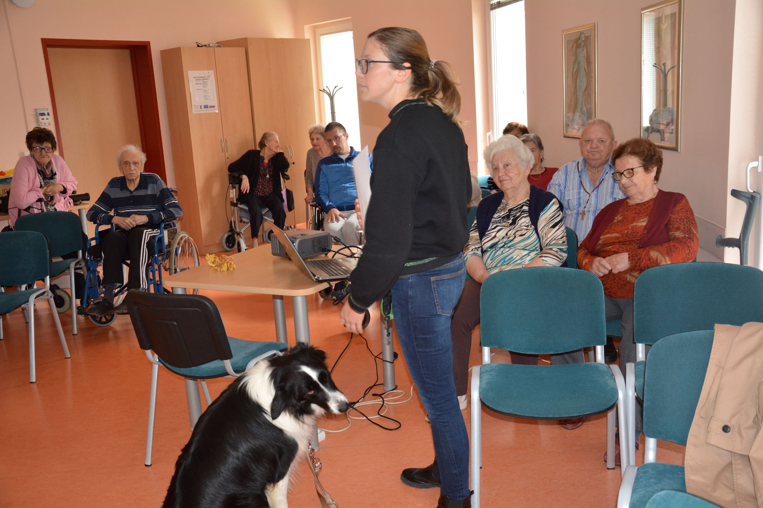 Predstavitev kužka Kenny-ja