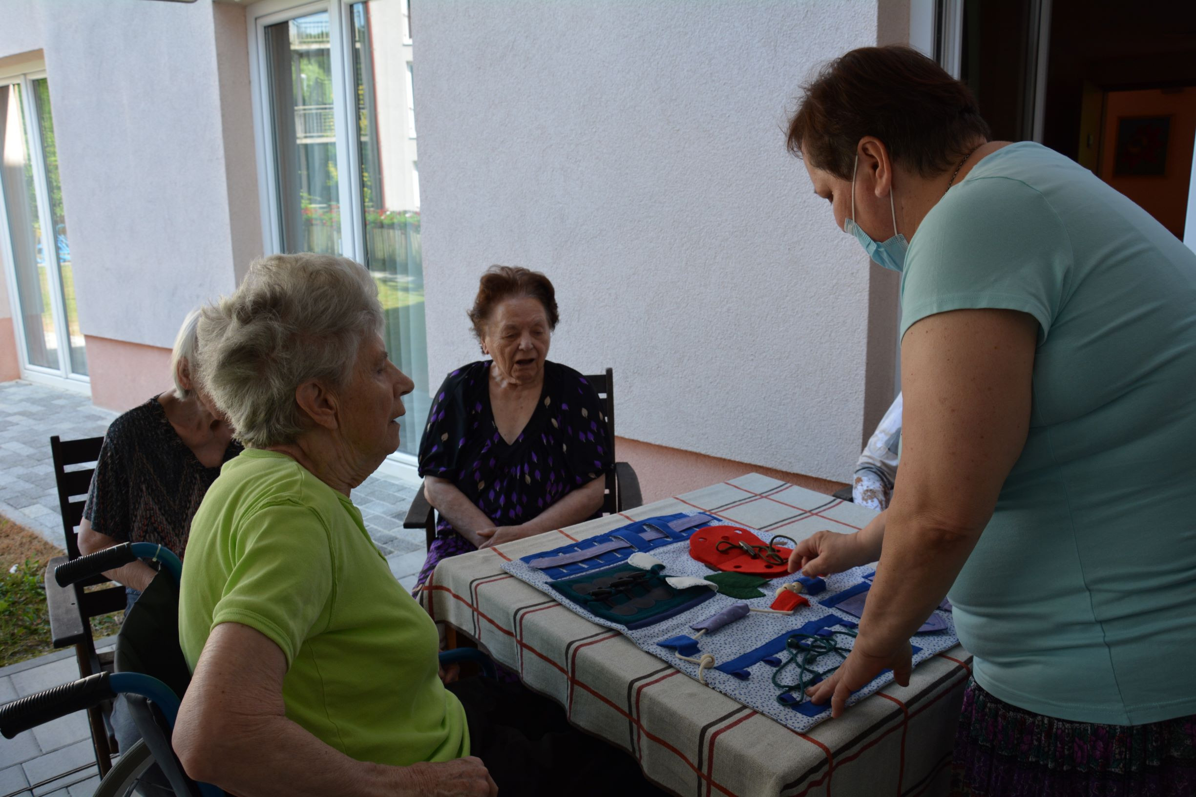 Predstavitev tihih knjig