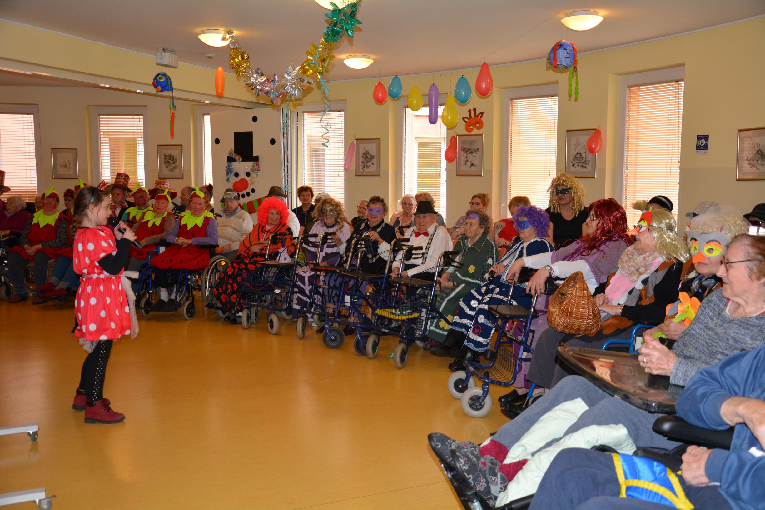 Pustno rajanje v Pegazovem domu