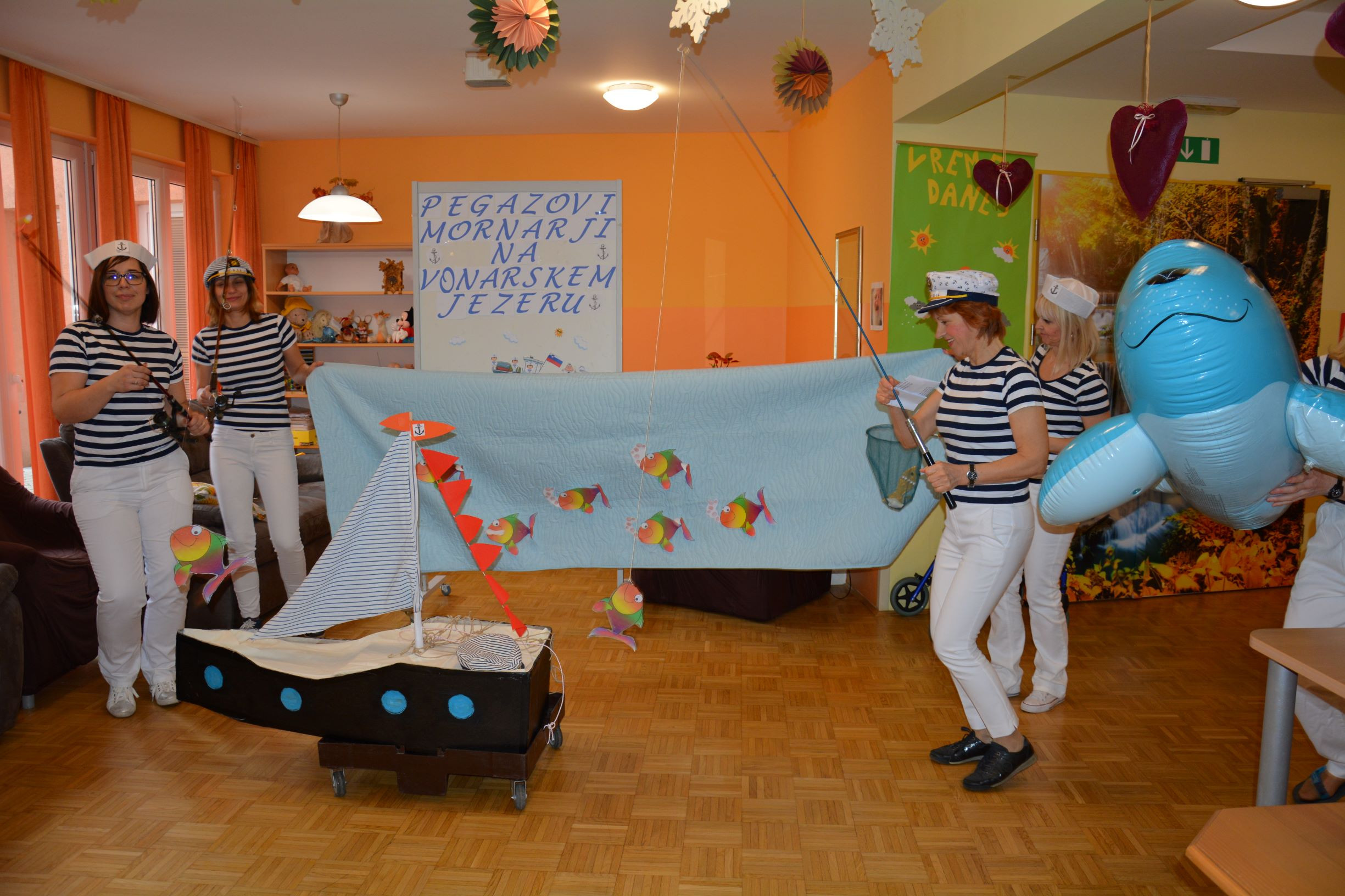 Pustno rajanje v Pegazovem domu