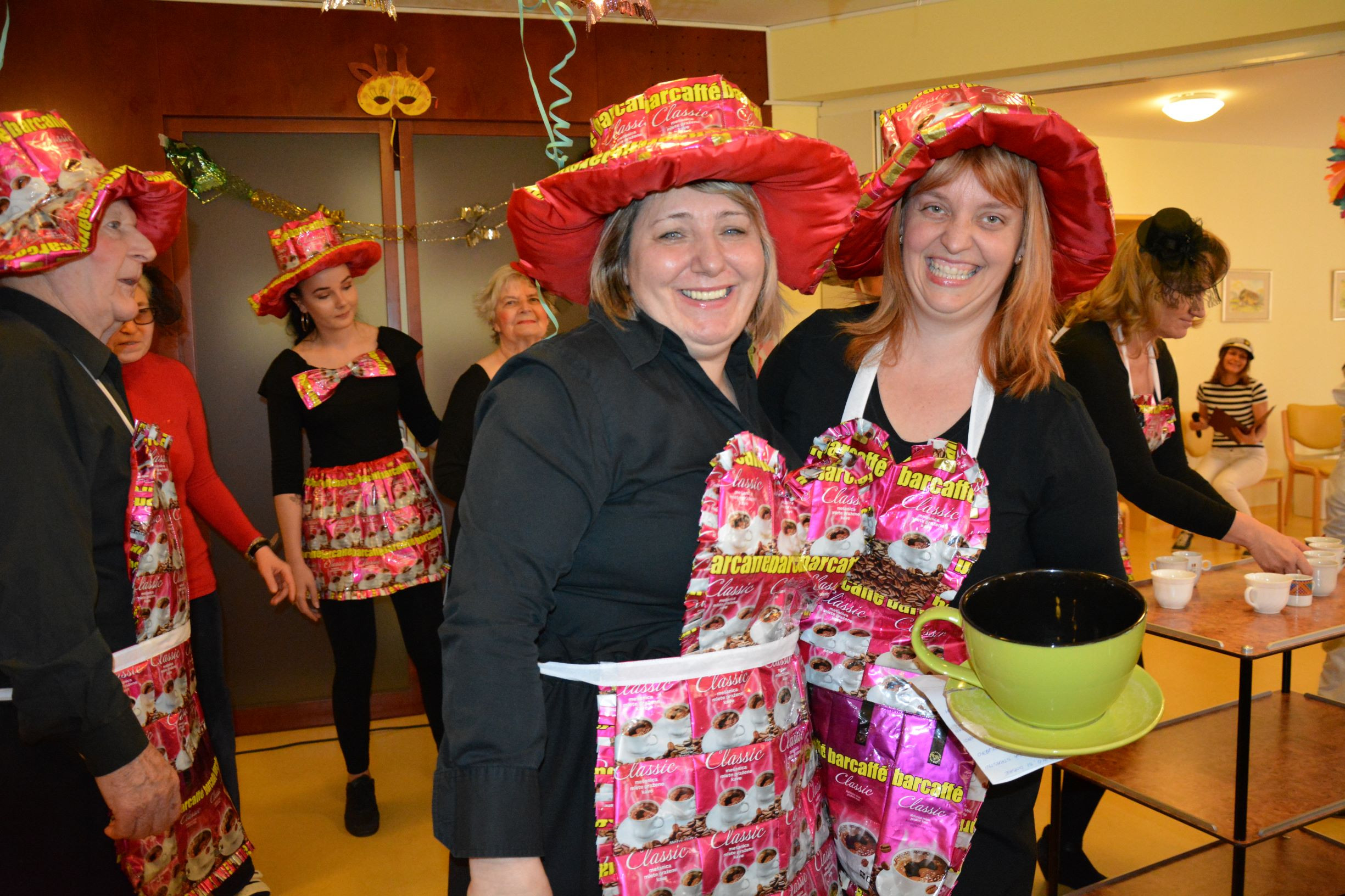 Pustno rajanje v Pegazovem domu