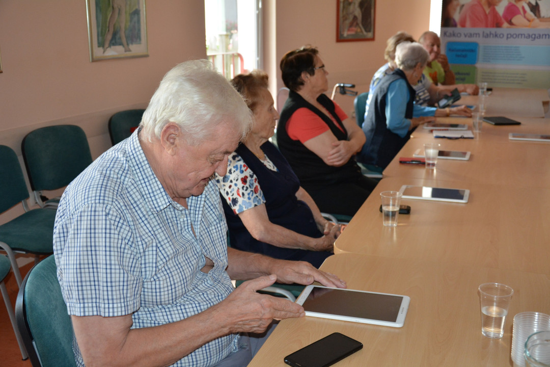 Računalniško opismenjevanje seniorjev