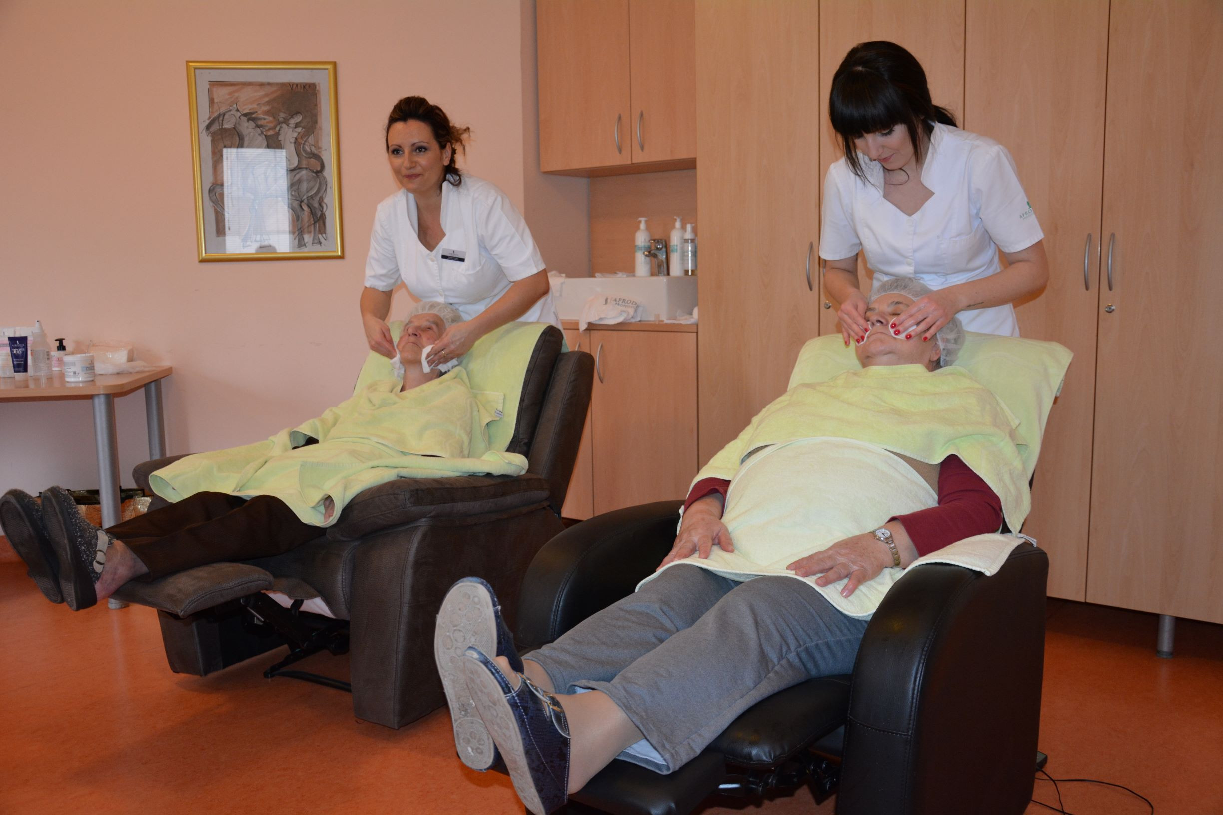 Razvajanje s Kozmetiko Afrodita