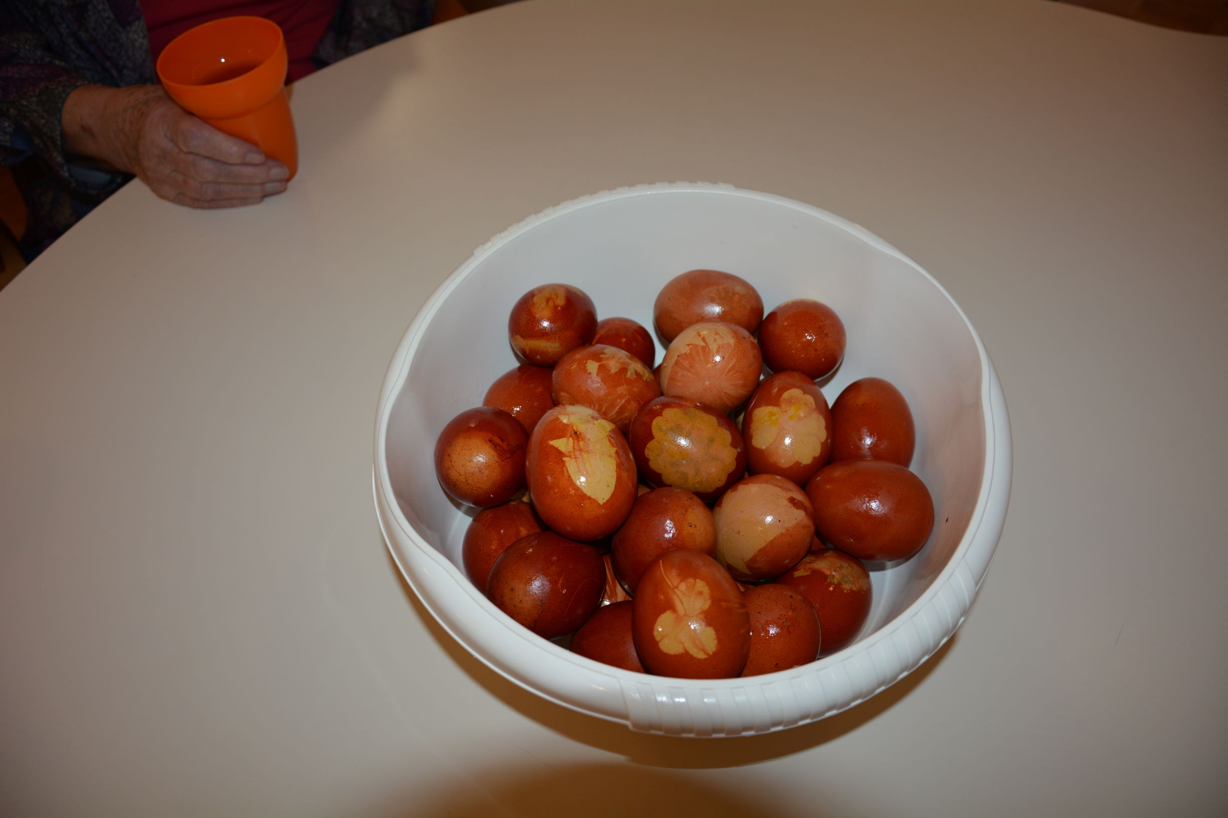 Sedem Pegazovih družin ob velikonočnih dobrotah