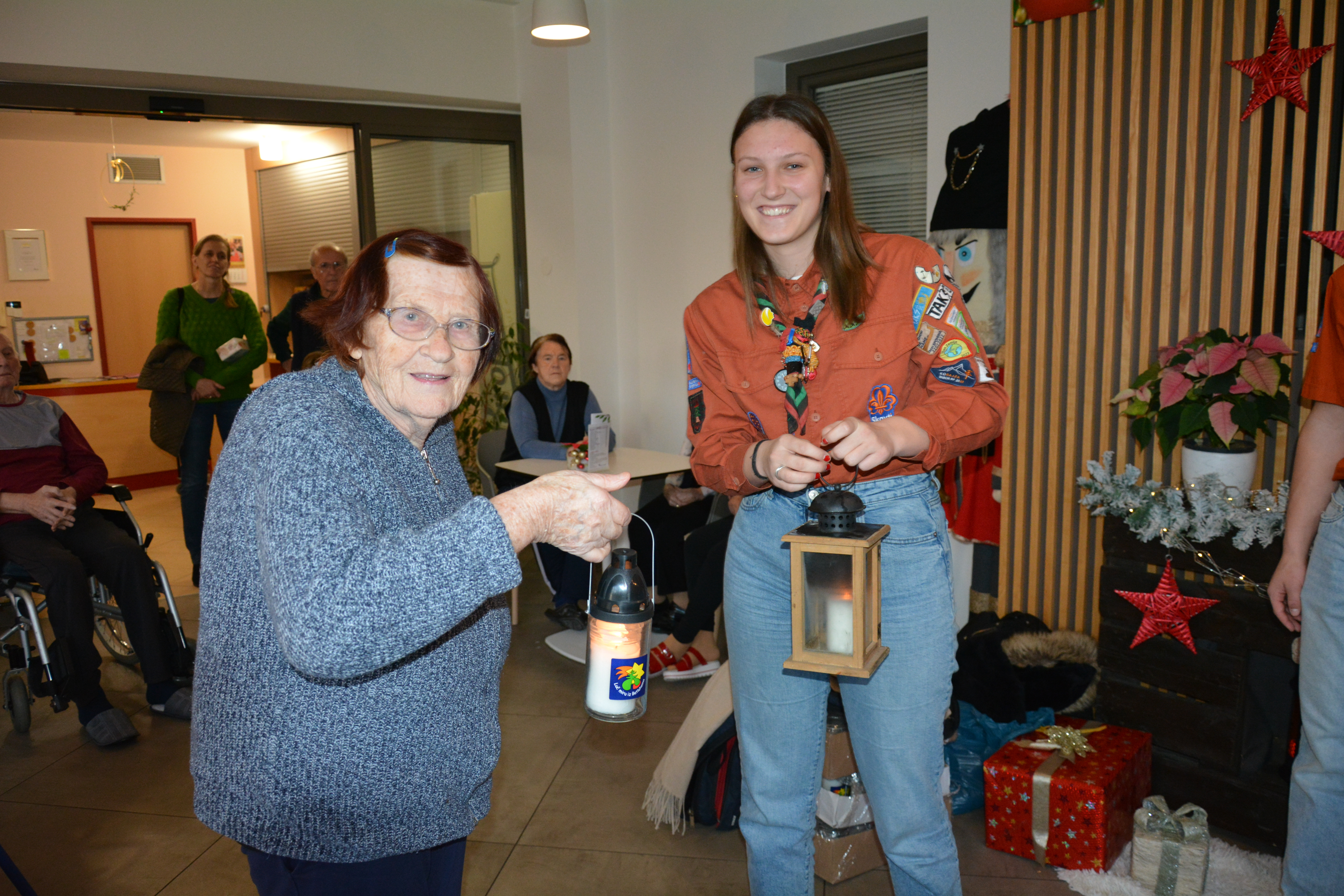 Skavti so prinesli Luč miru