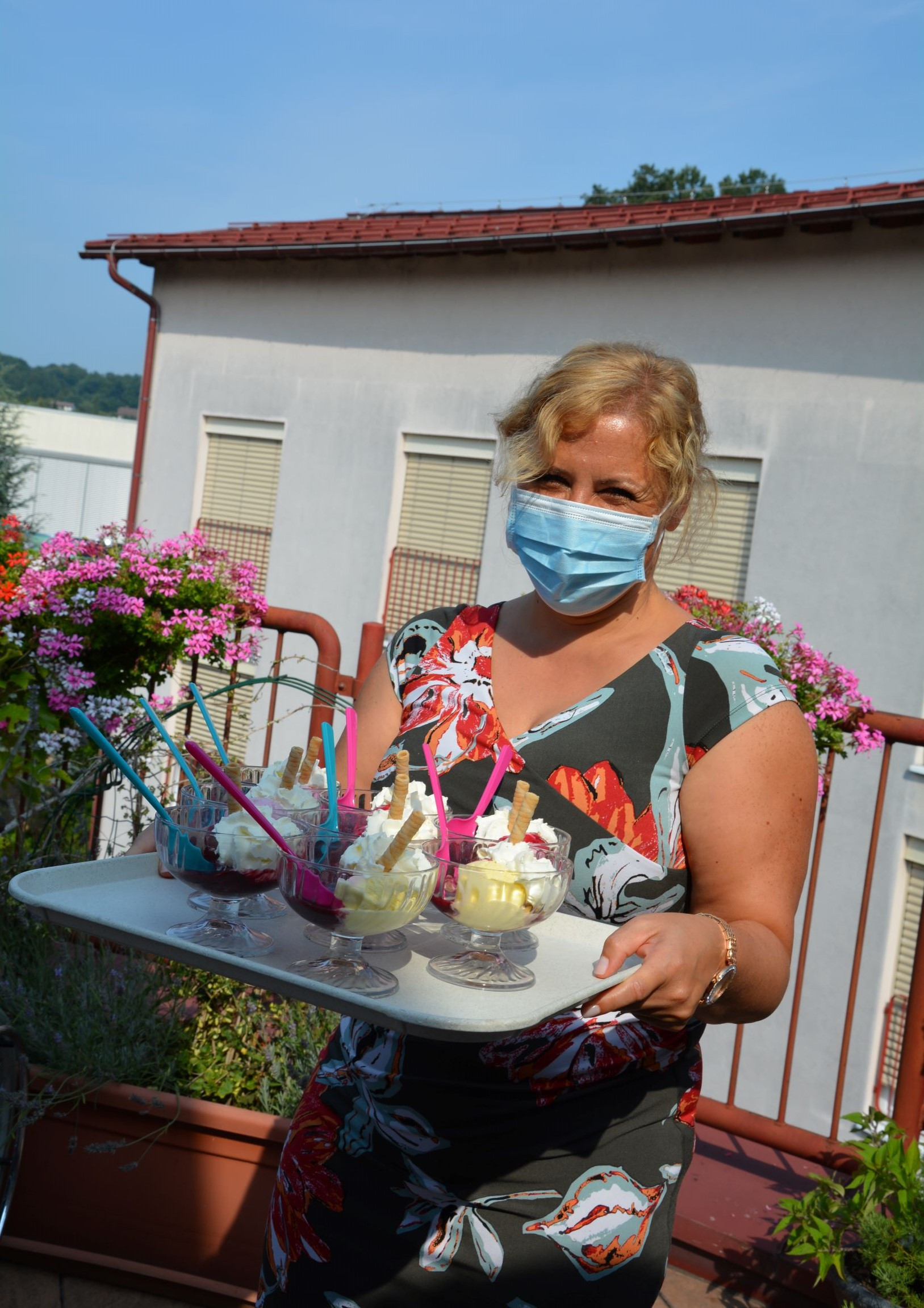 Sladoledni dan na terasi