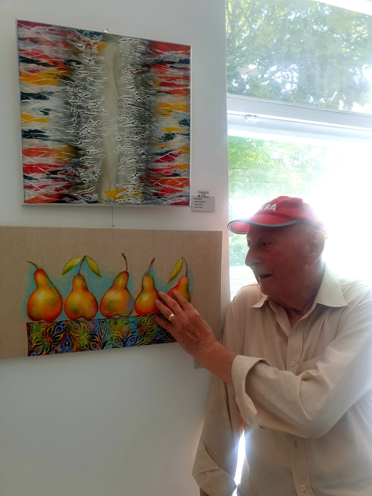 Sprehod do Anine galerije