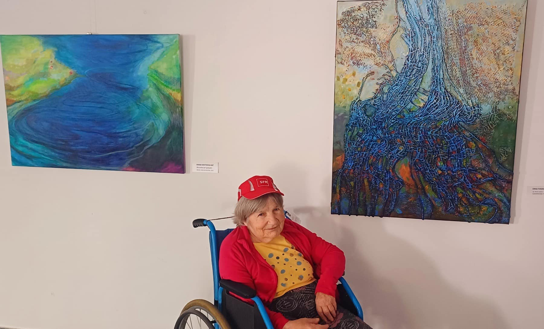 Sprehod do Anine galerije
