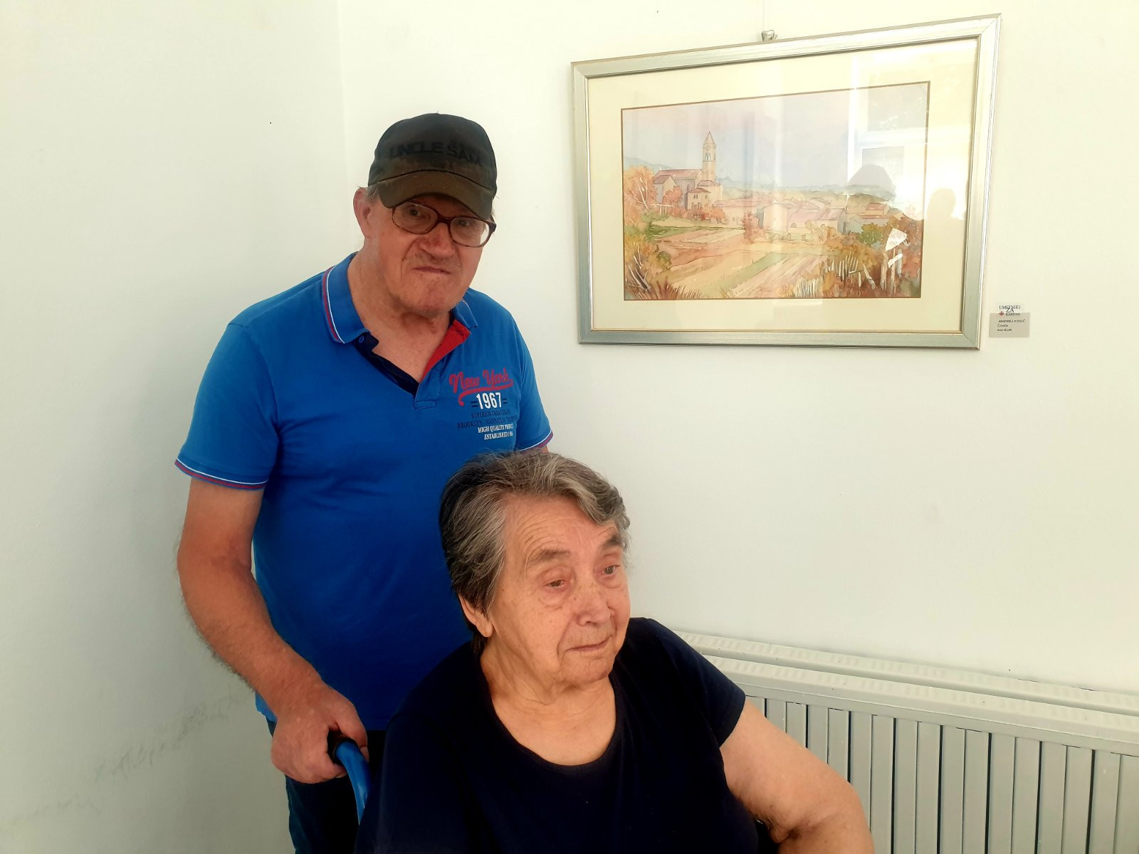 Sprehod do Anine galerije