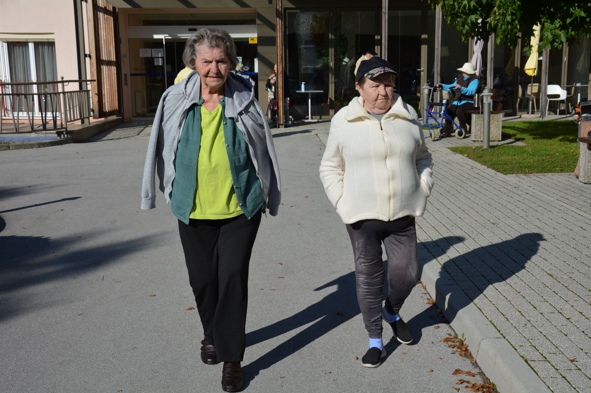 Sprehod in pogovor sta terapevtska