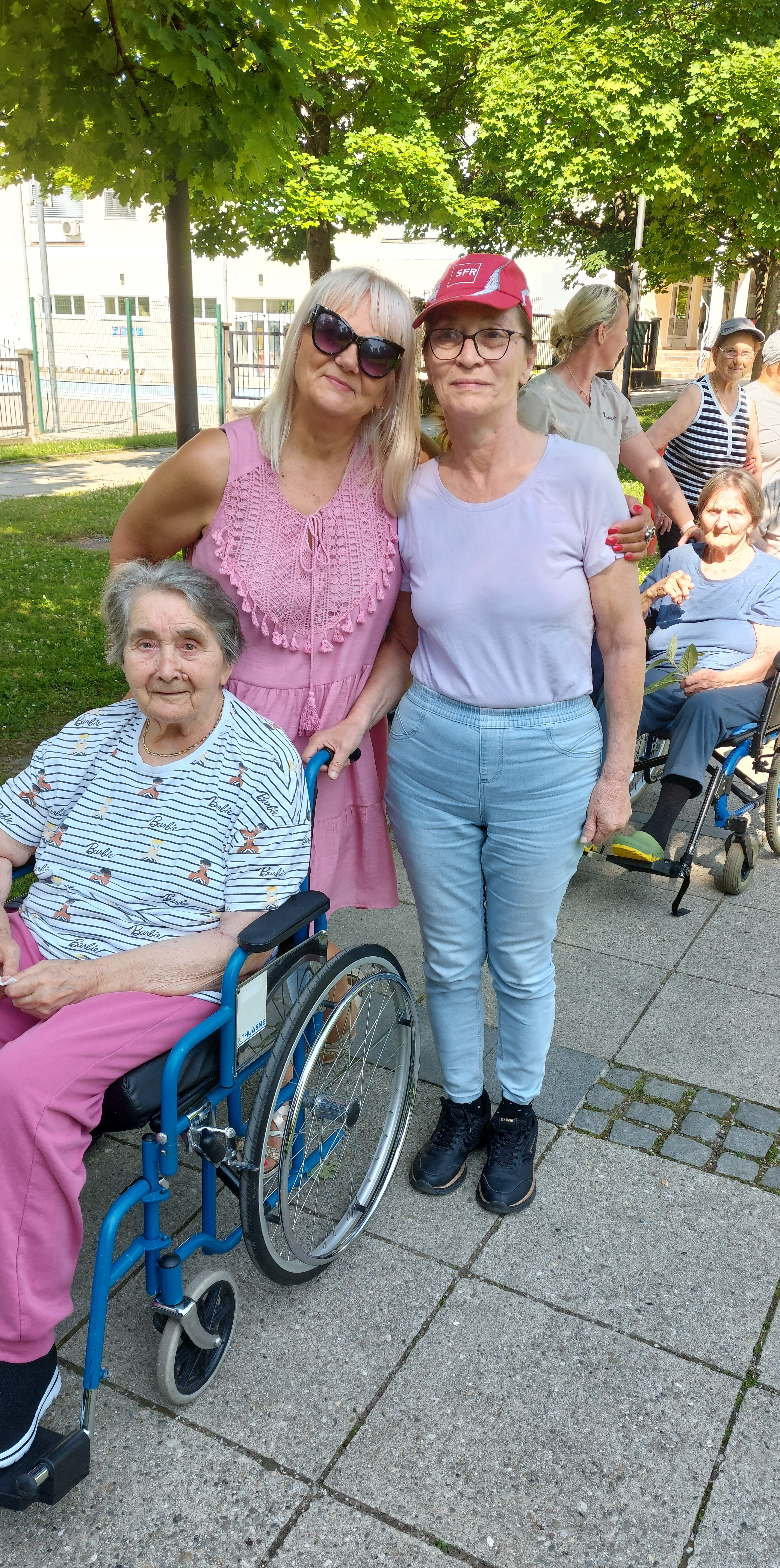 Sprehod po zdraviliškem parku