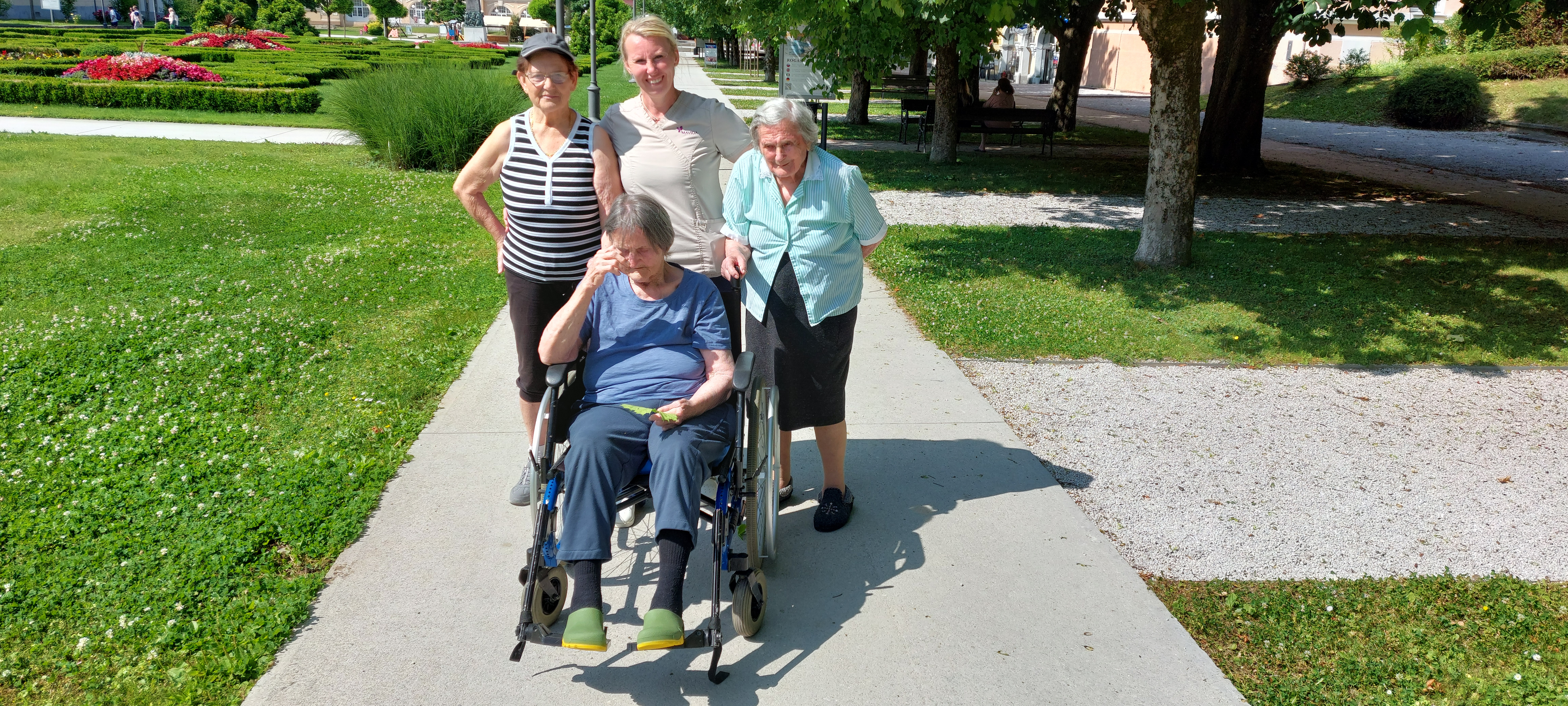 Sprehod po zdraviliškem parku