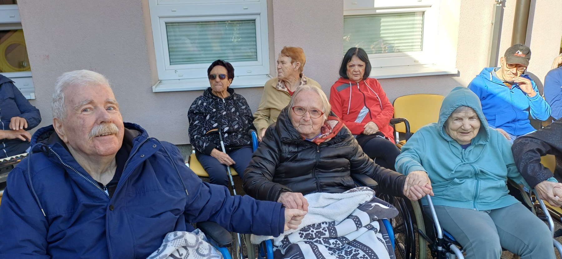 Srečanje polno smeha in ustvarjalnosti