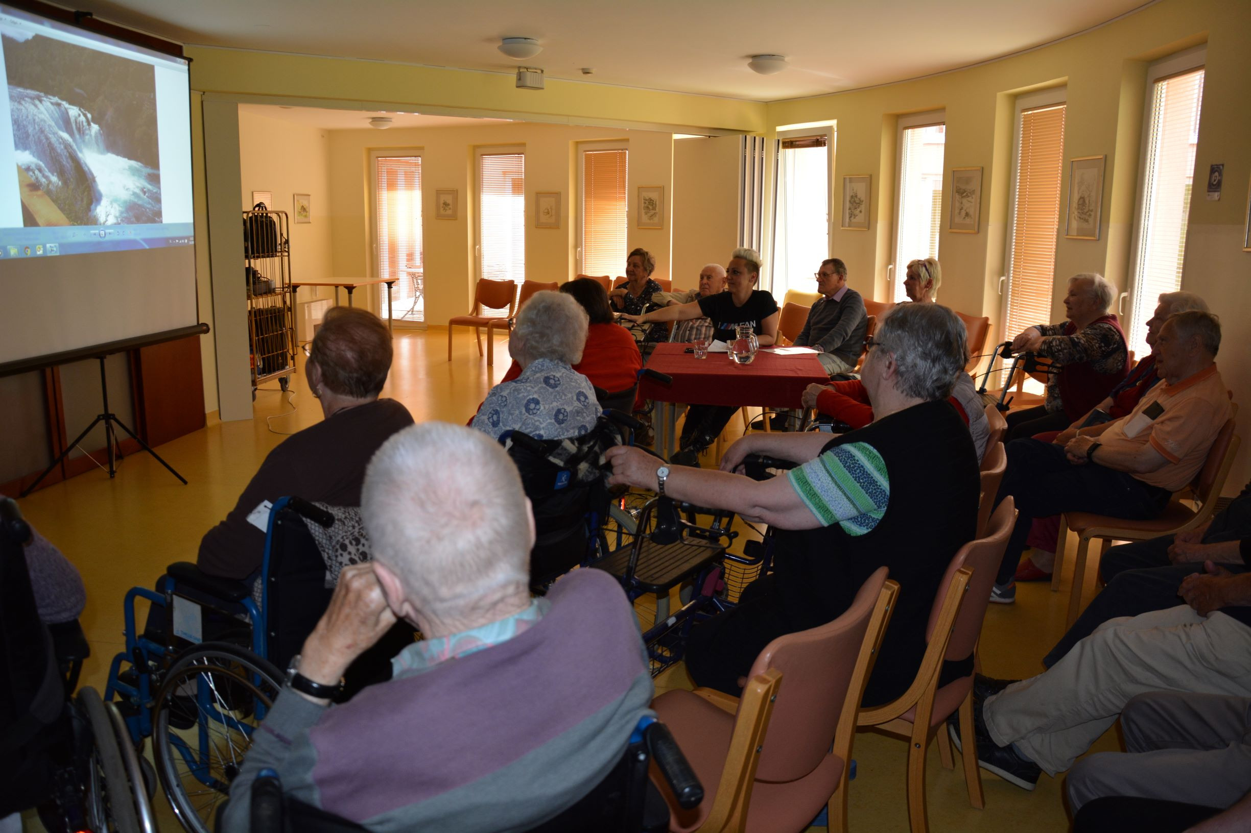 Srečno pot Pegazovi motoristki!