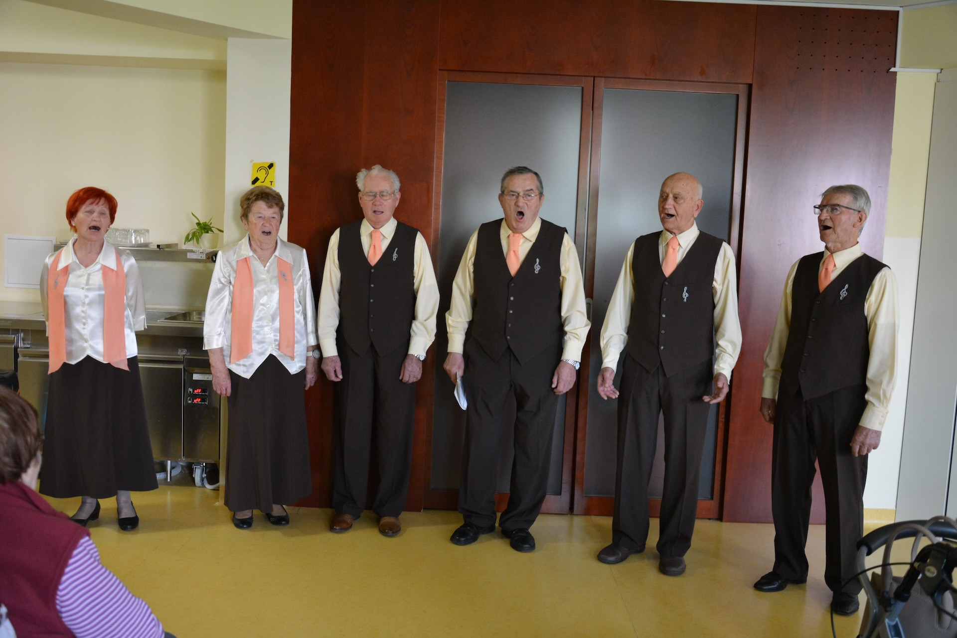 „Travniki so že zeleni…