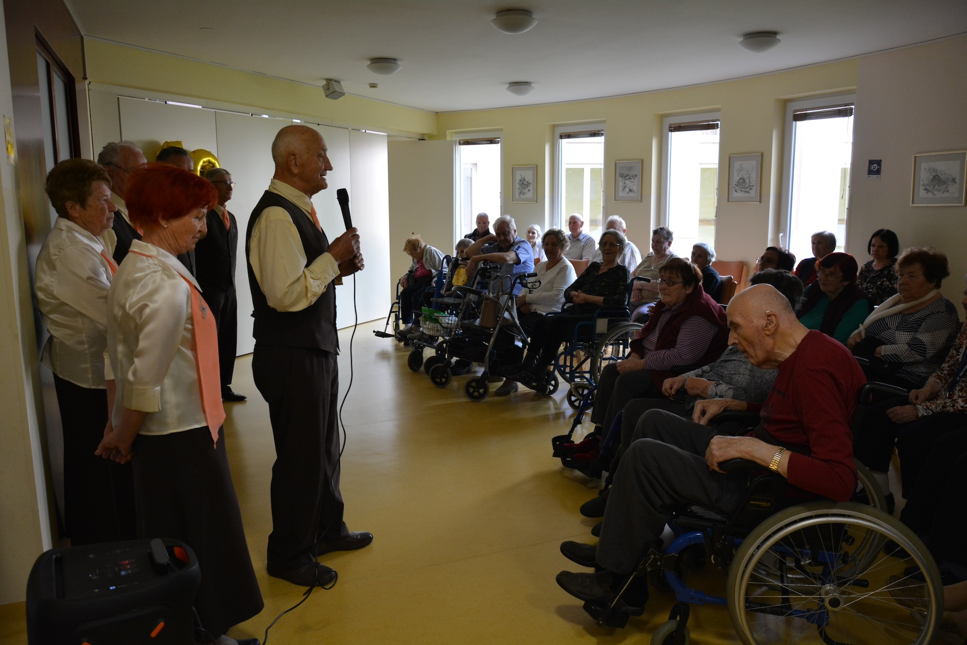 „Travniki so že zeleni…