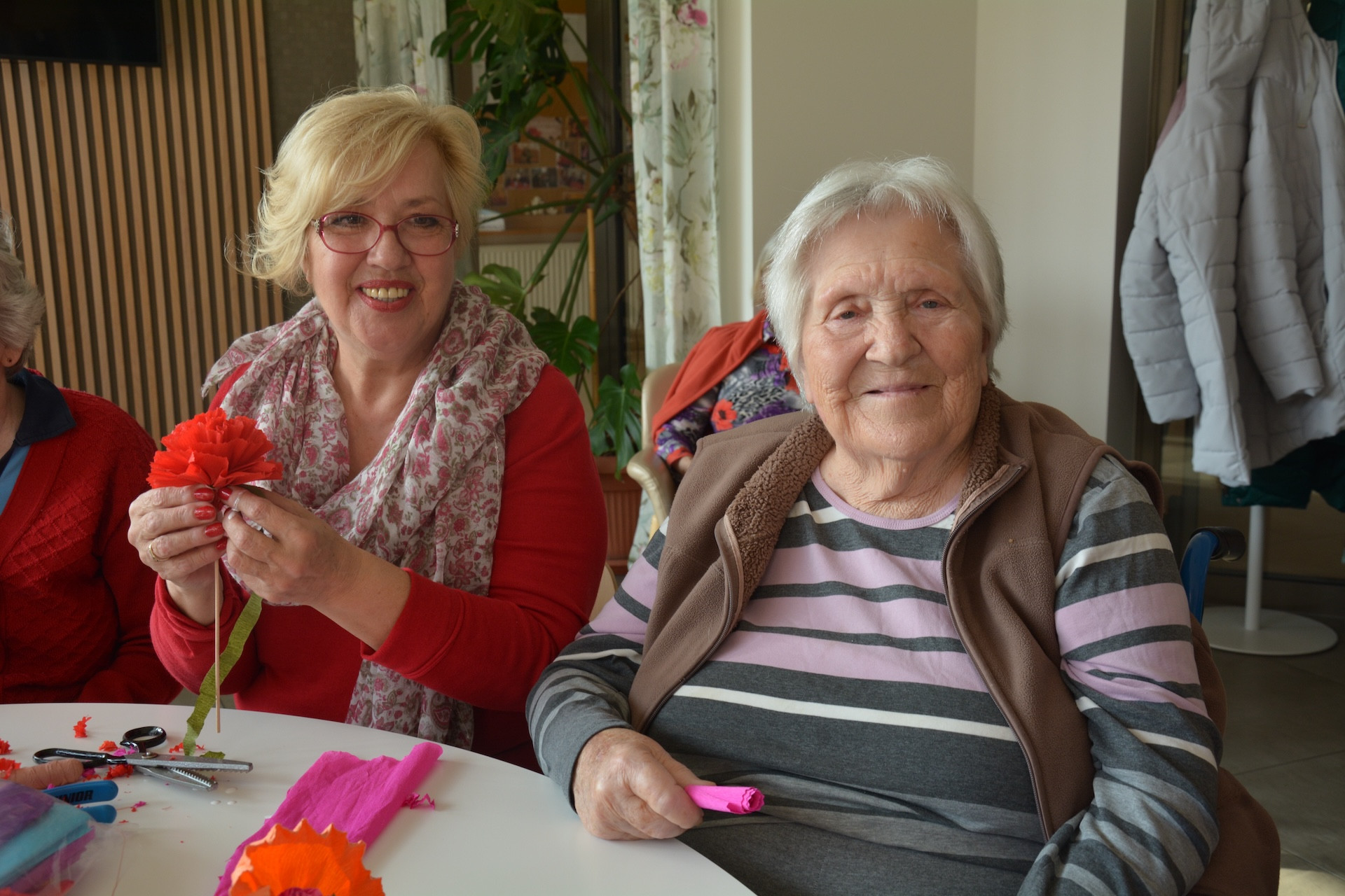 Ustvarjalna urica z društvom Vednocvet