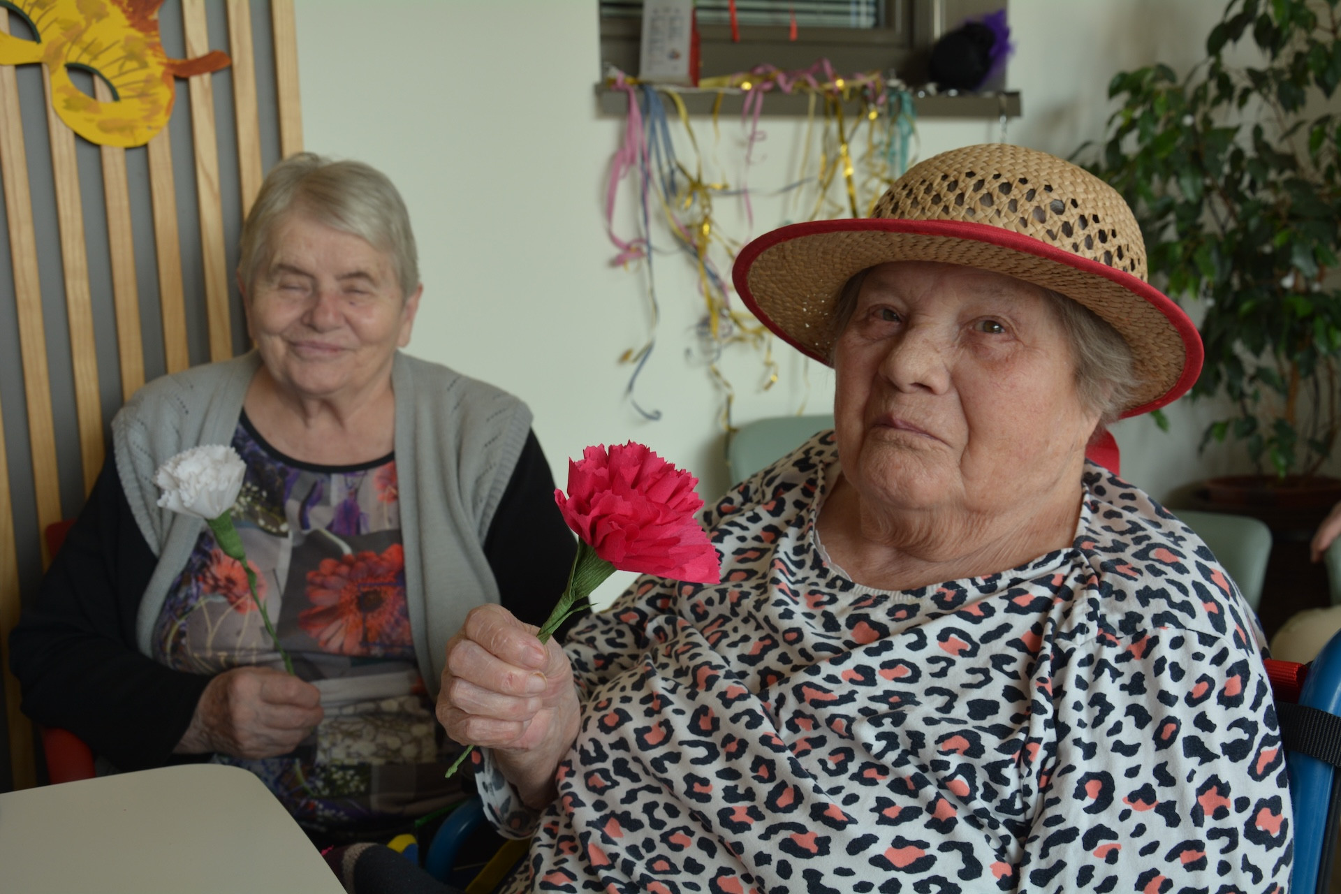 Ustvarjalna urica z društvom Vednocvet