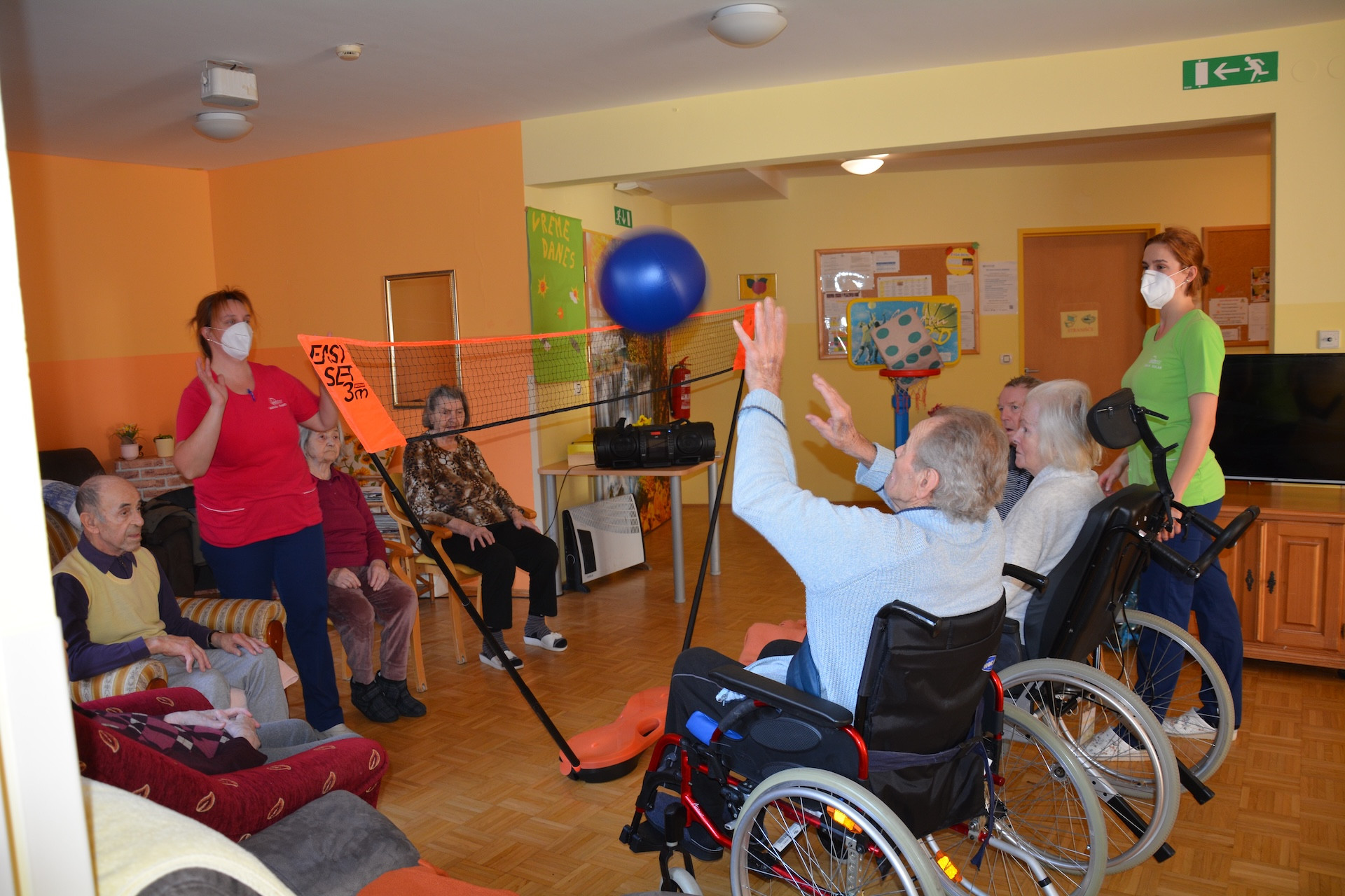 Ustvarjalnost nas povezuje