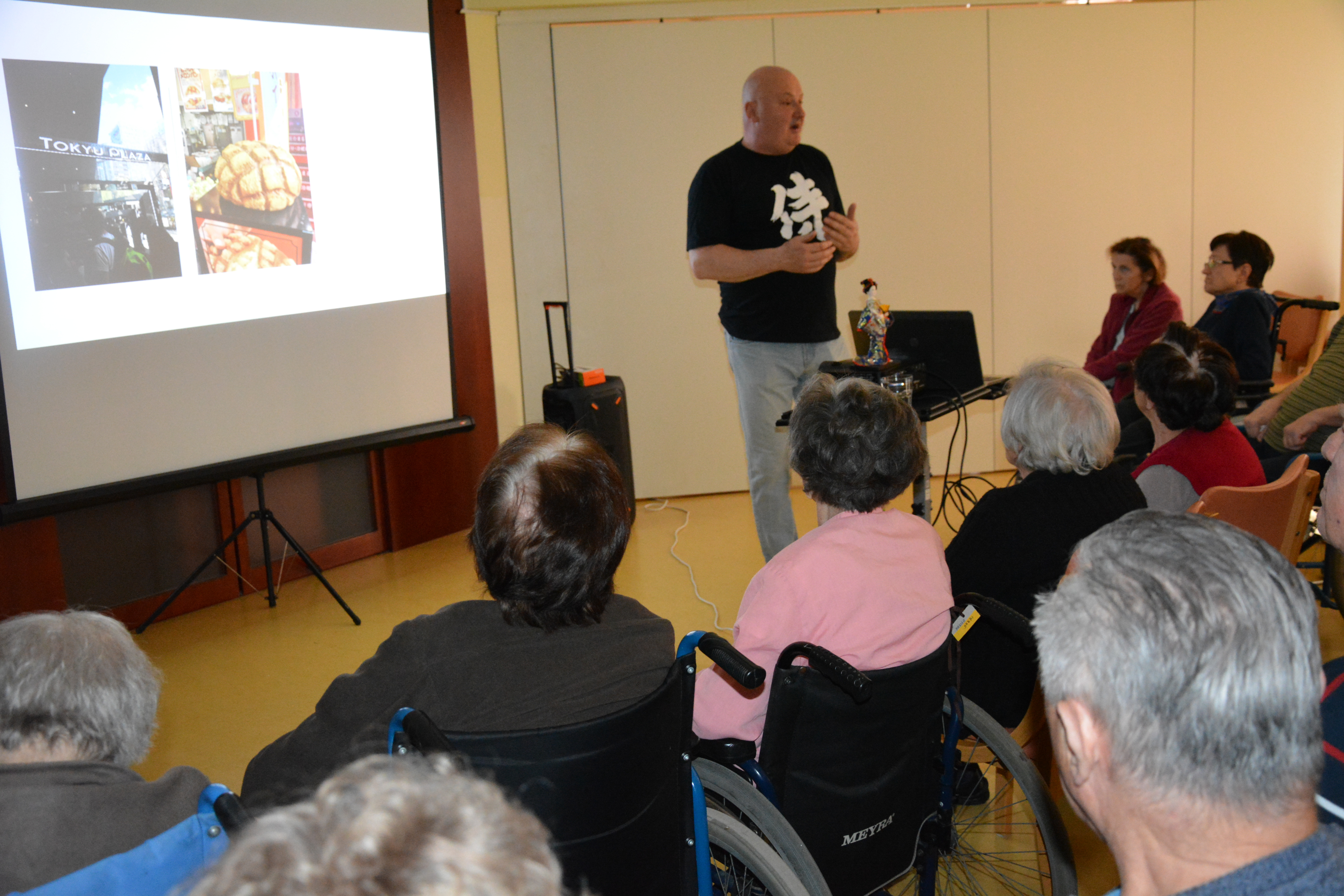 V deželi vzhajajočega sonca