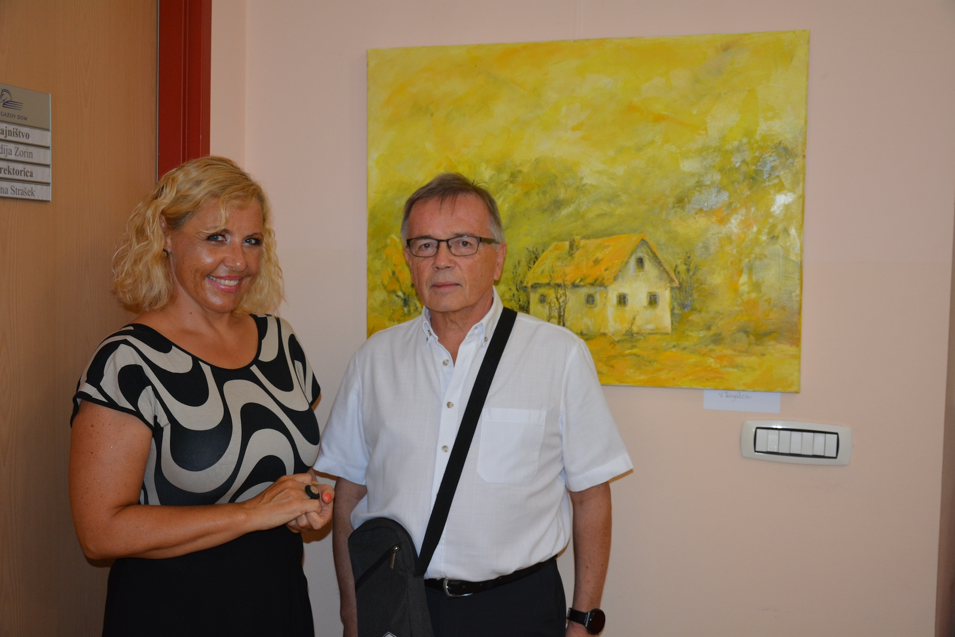 V naši avli so zasijale slike Ernesta Artiča