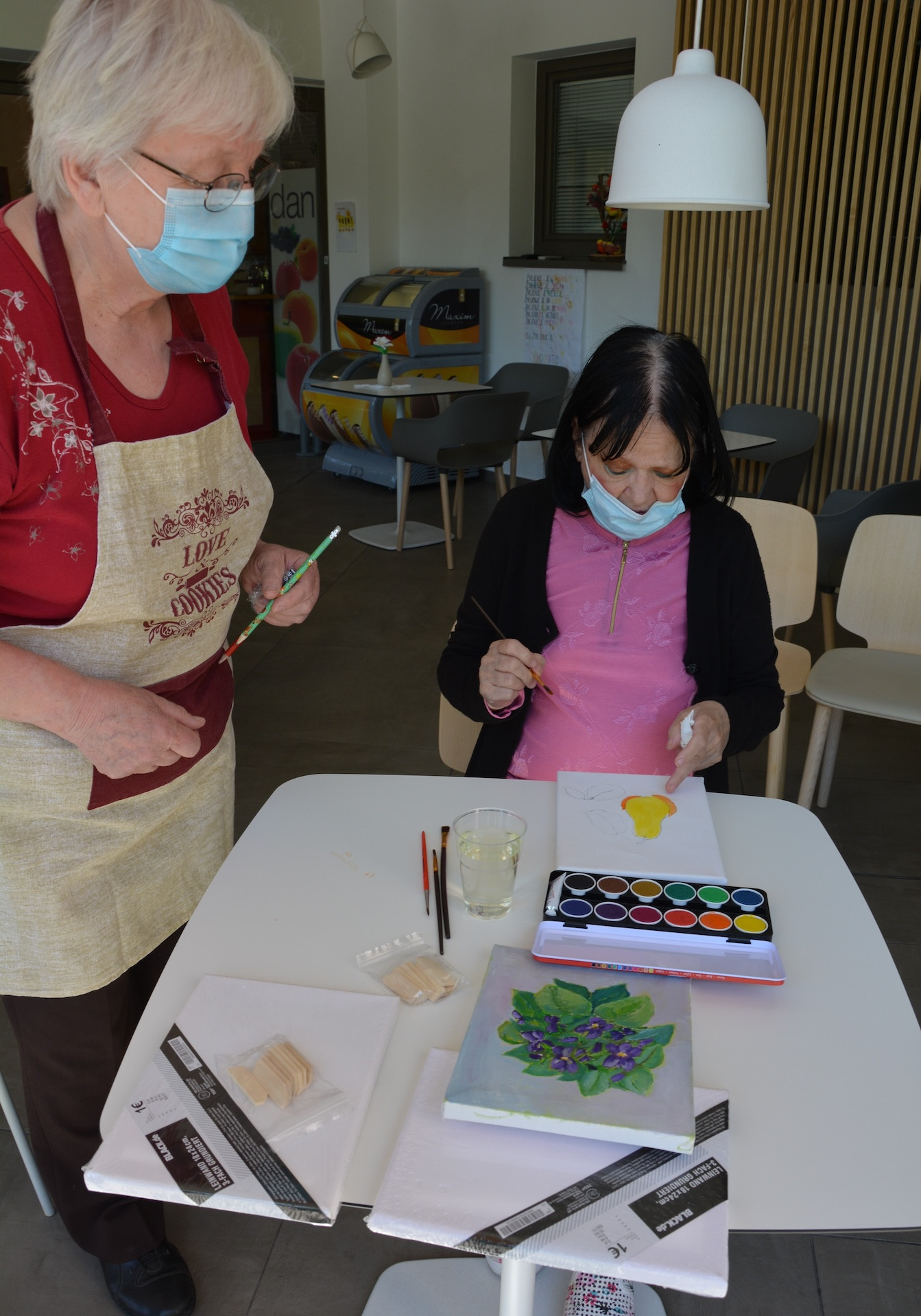 Vabljeni v svet mavričnih barv