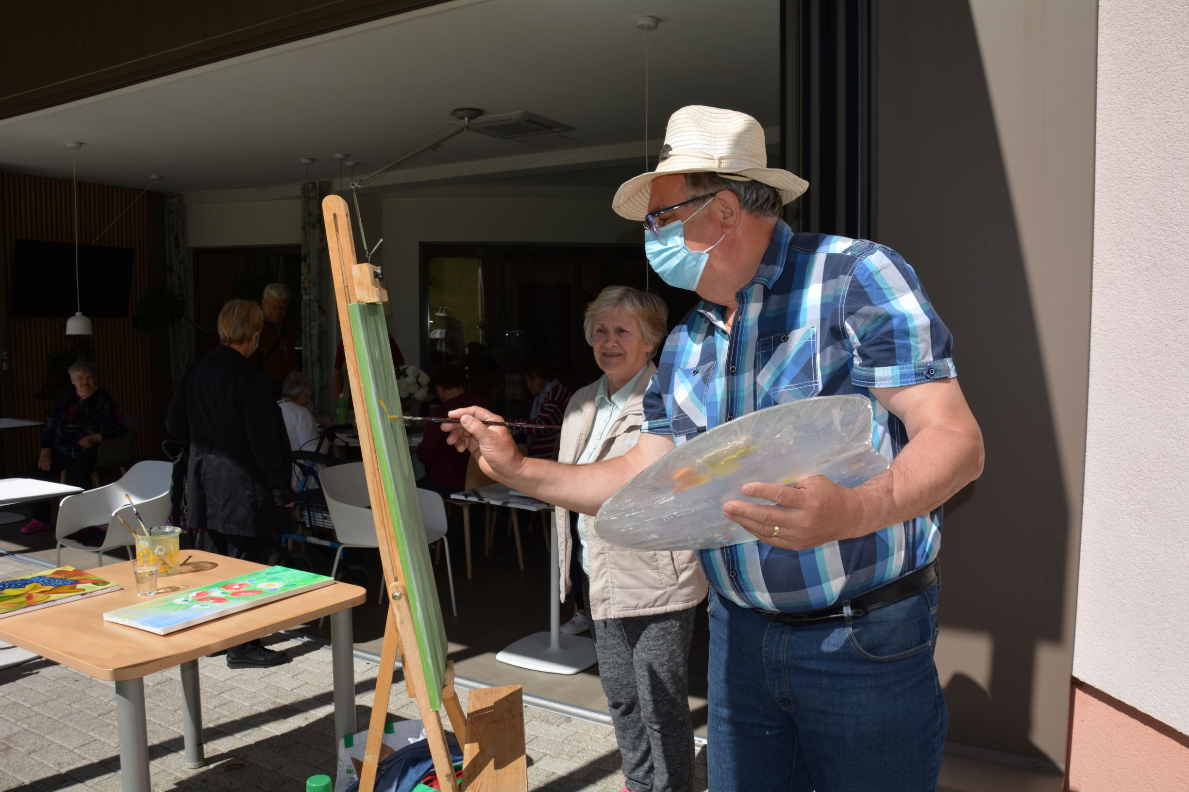Vabljeni v svet mavričnih barv