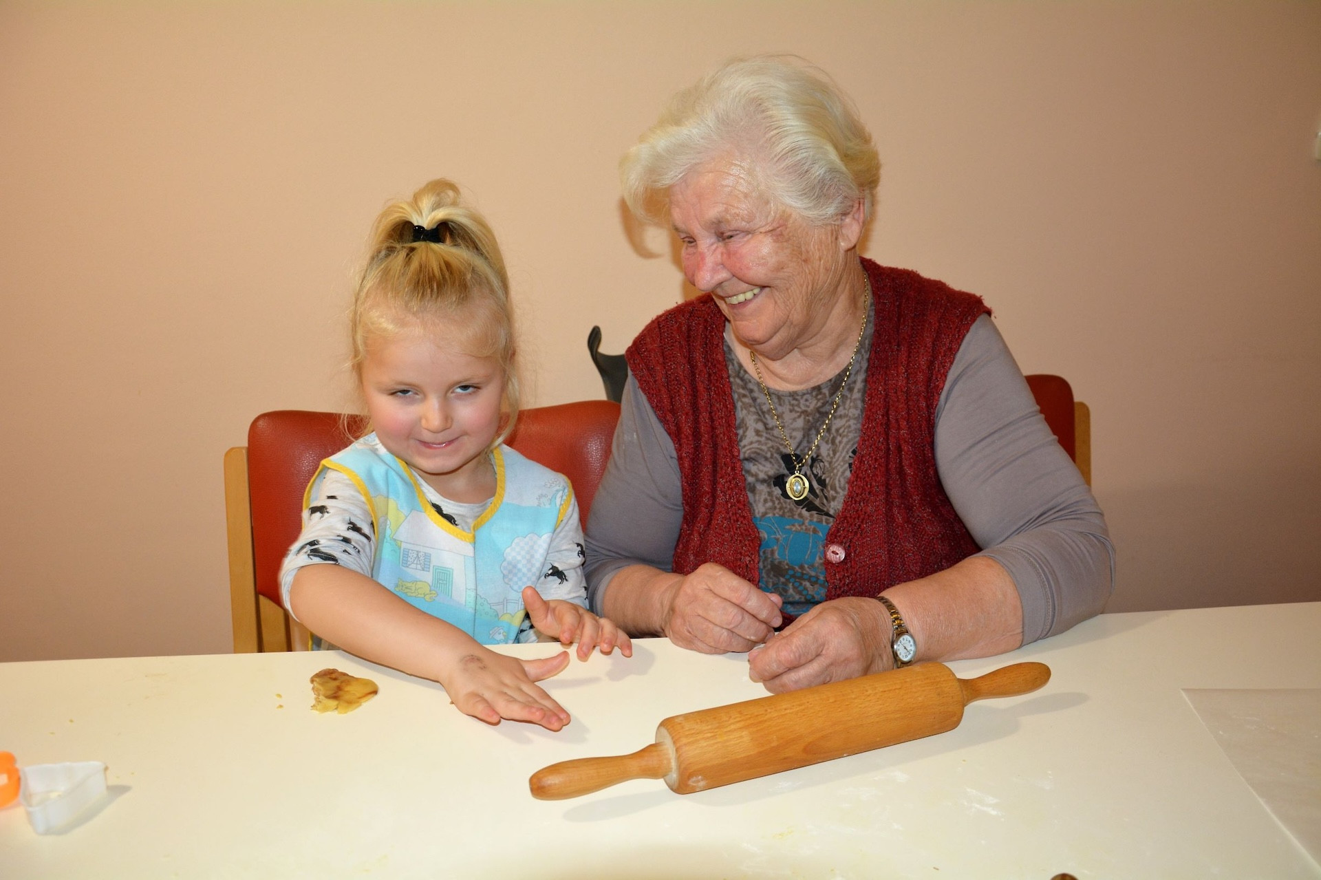 Veselo druženje ob peki keksov