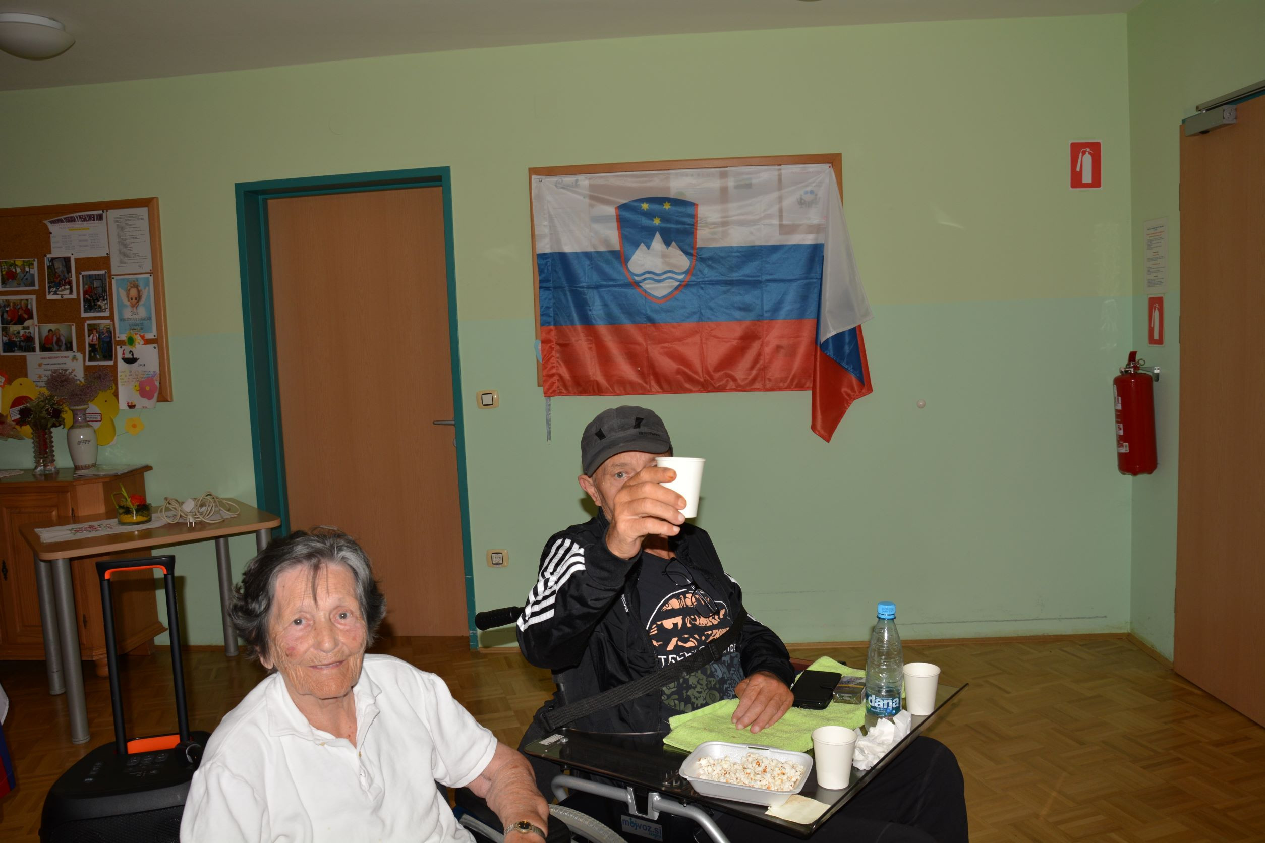 Vneto navijamo za naše košarkarje