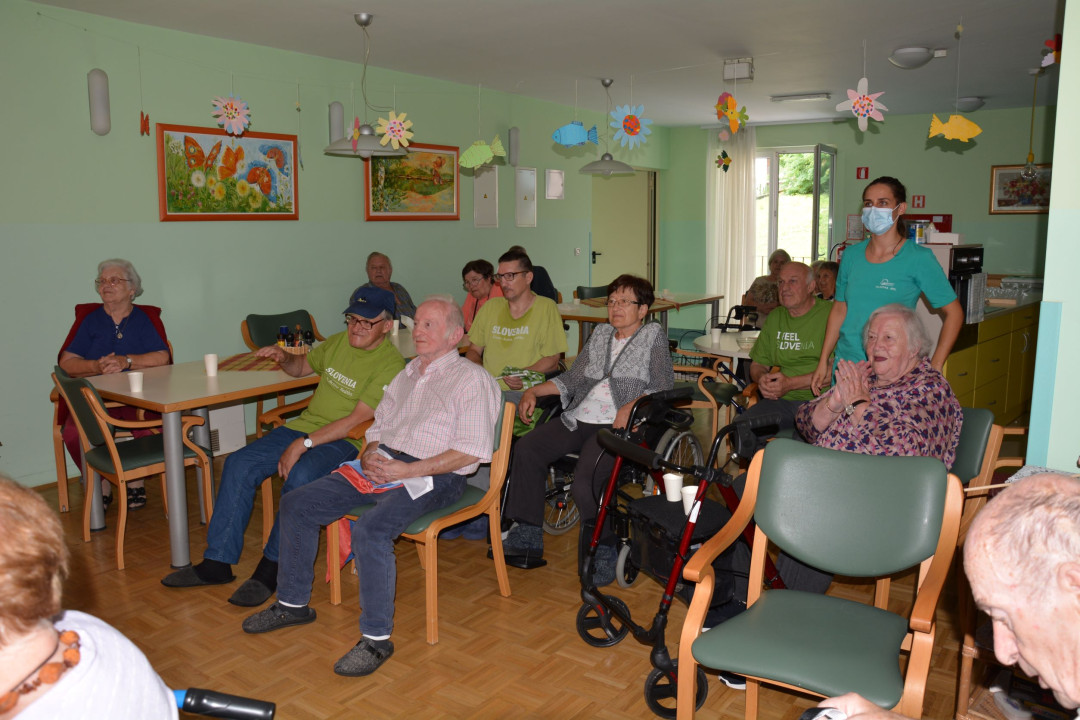 Vneto navijamo za naše košarkarje